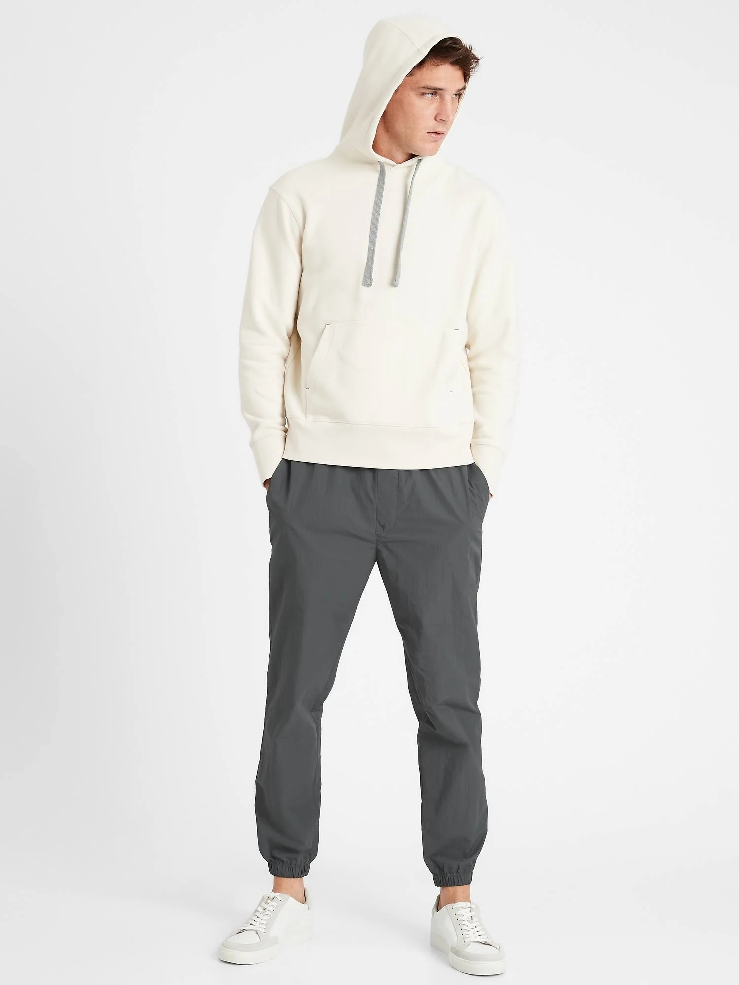 Banana Republic Men's Slim Water-Repellent Jogger Thunder Gray Size XXL