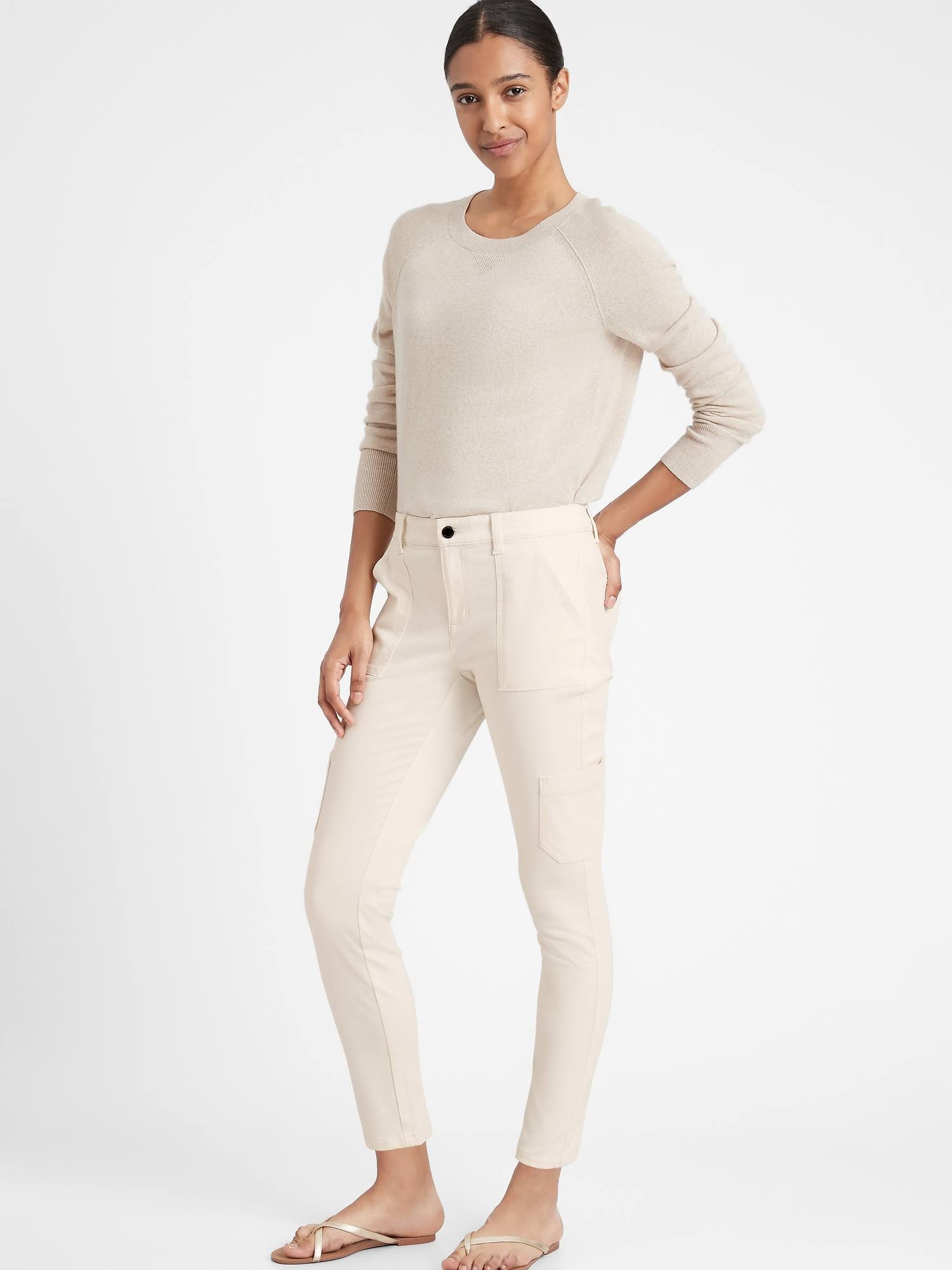 Banana Republic Women's Mid-Rise Skinny Cargo Chino Pant White Size 10 Long