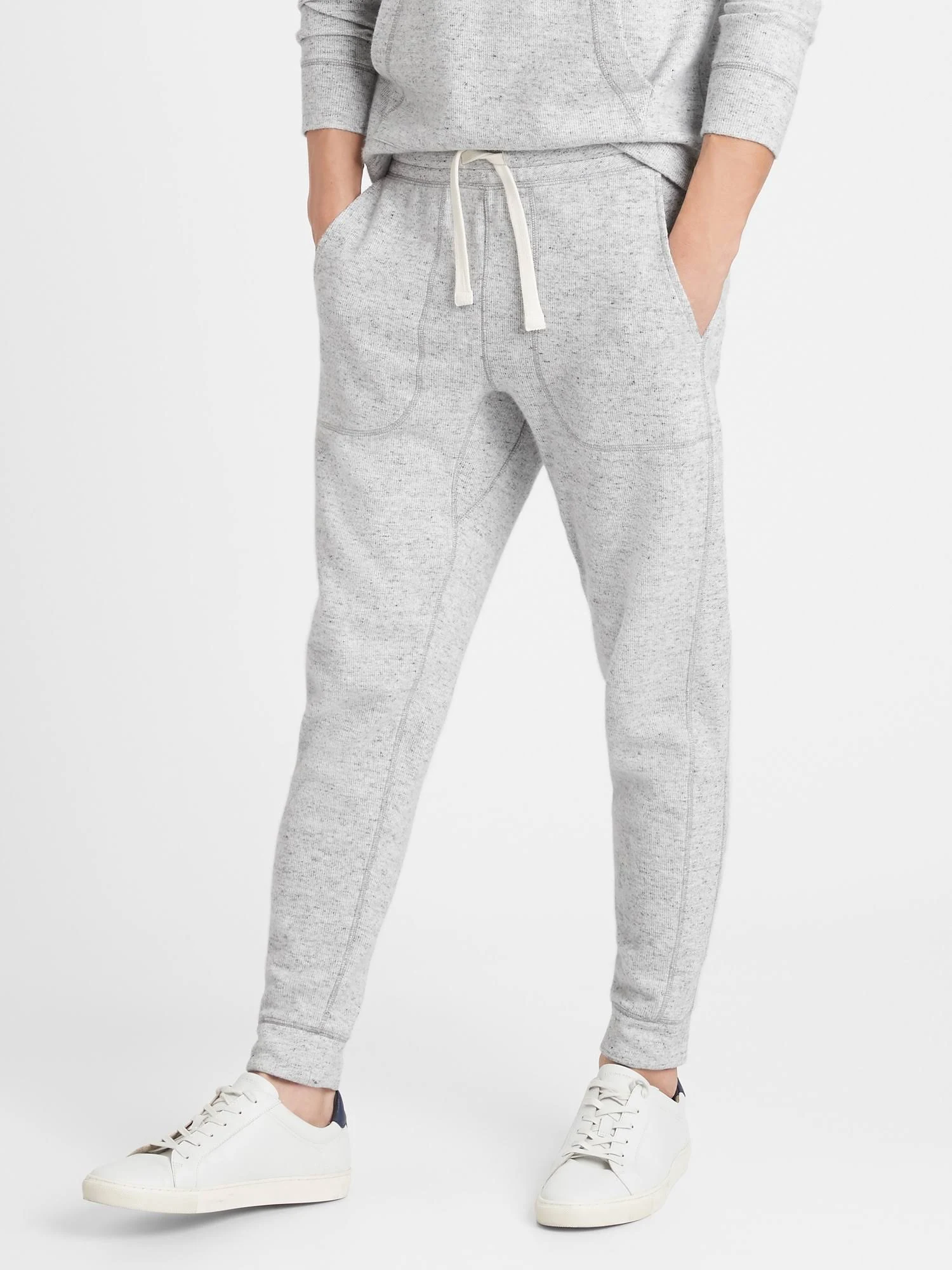 Banana Republic Men's Brushed Waffle-Knit Jogger Light Gray Size M