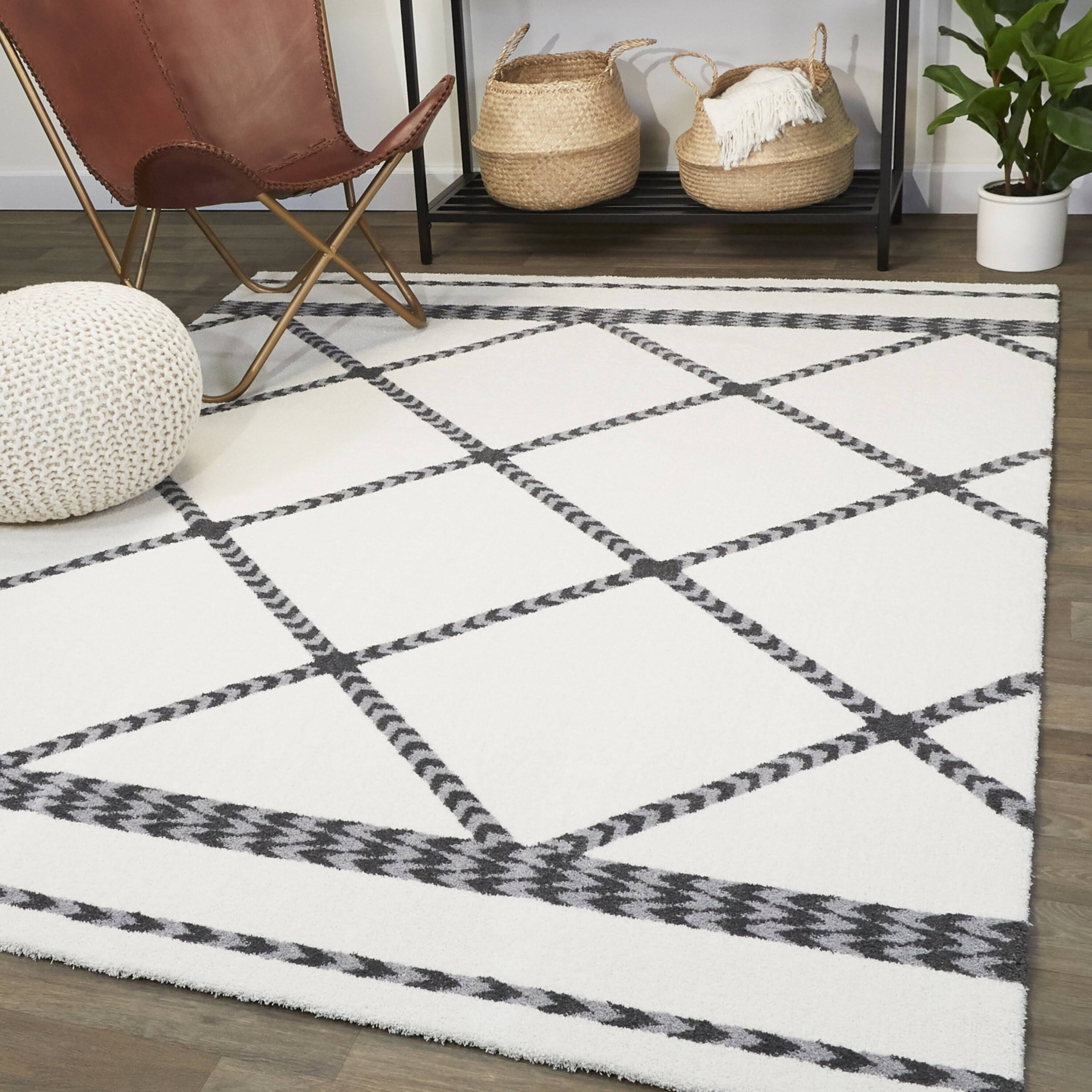 Nigel Modern Trellis Area Rug - 7&10x22 x 10& - Grey