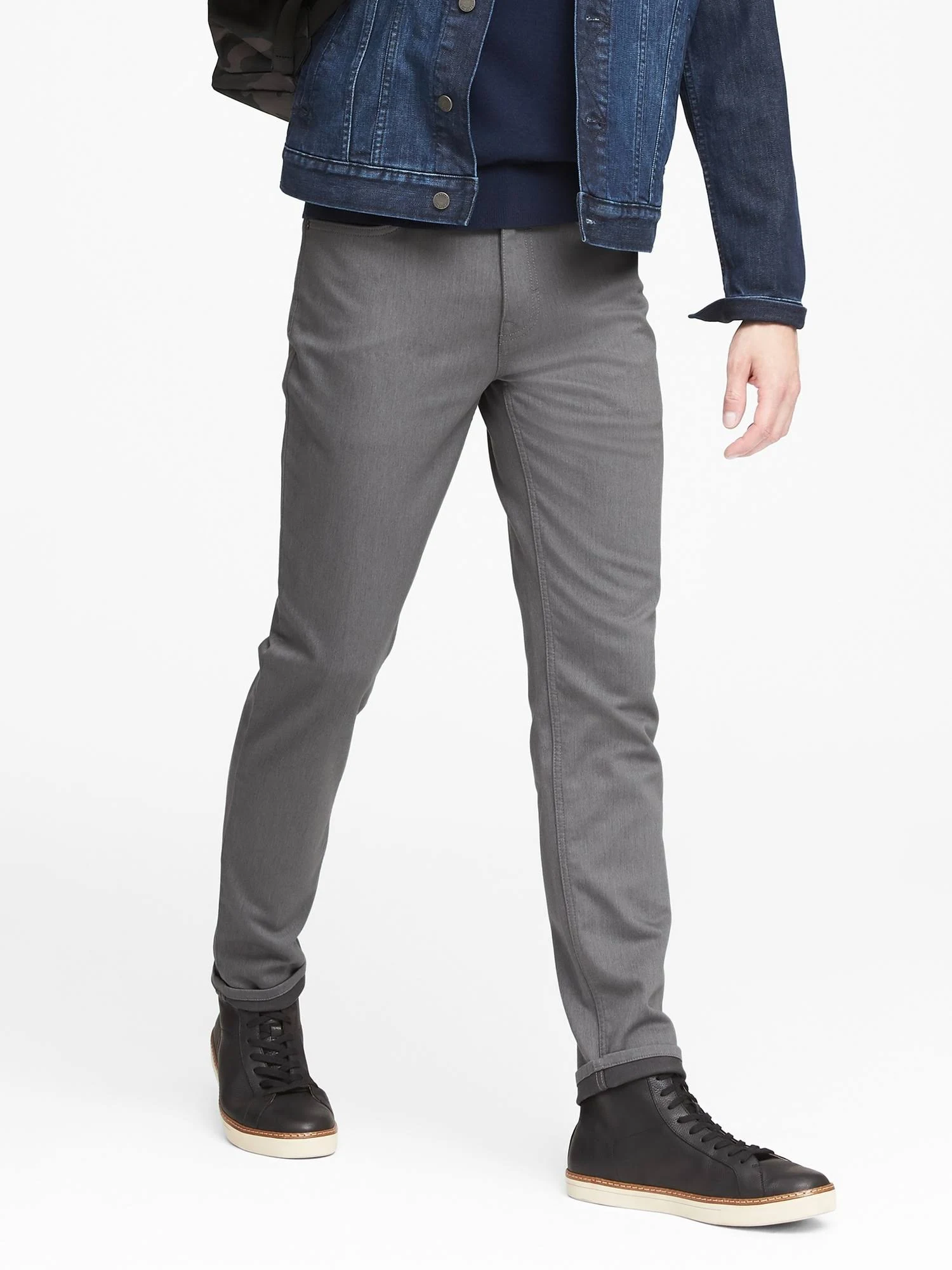 Banana Republic Men's Athletic Tapered Heathered Traveler Pant Smoke Gray Size 28W 32L
