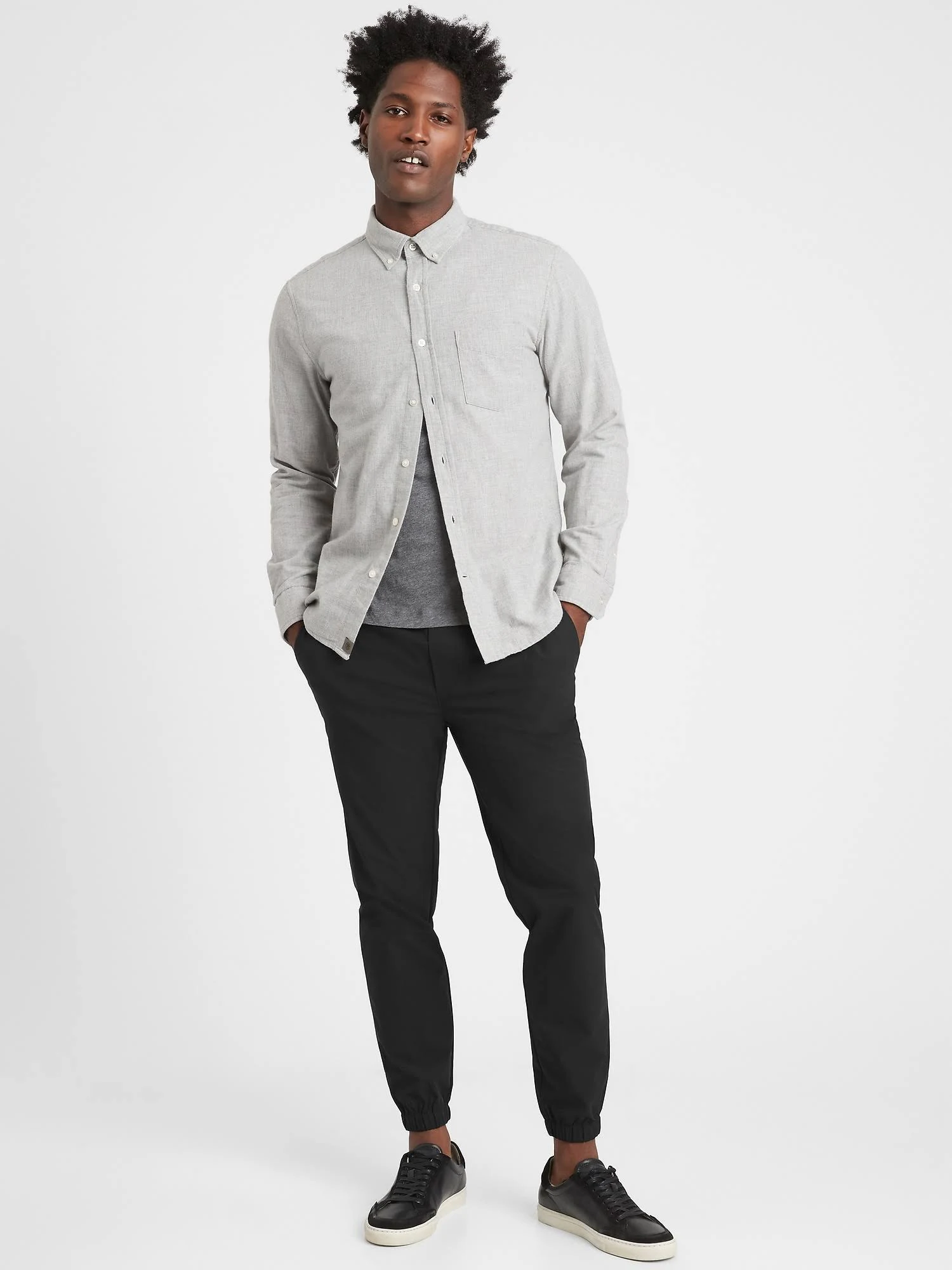 Banana Republic Men's Slim Motion Tech Jogger Black Size S