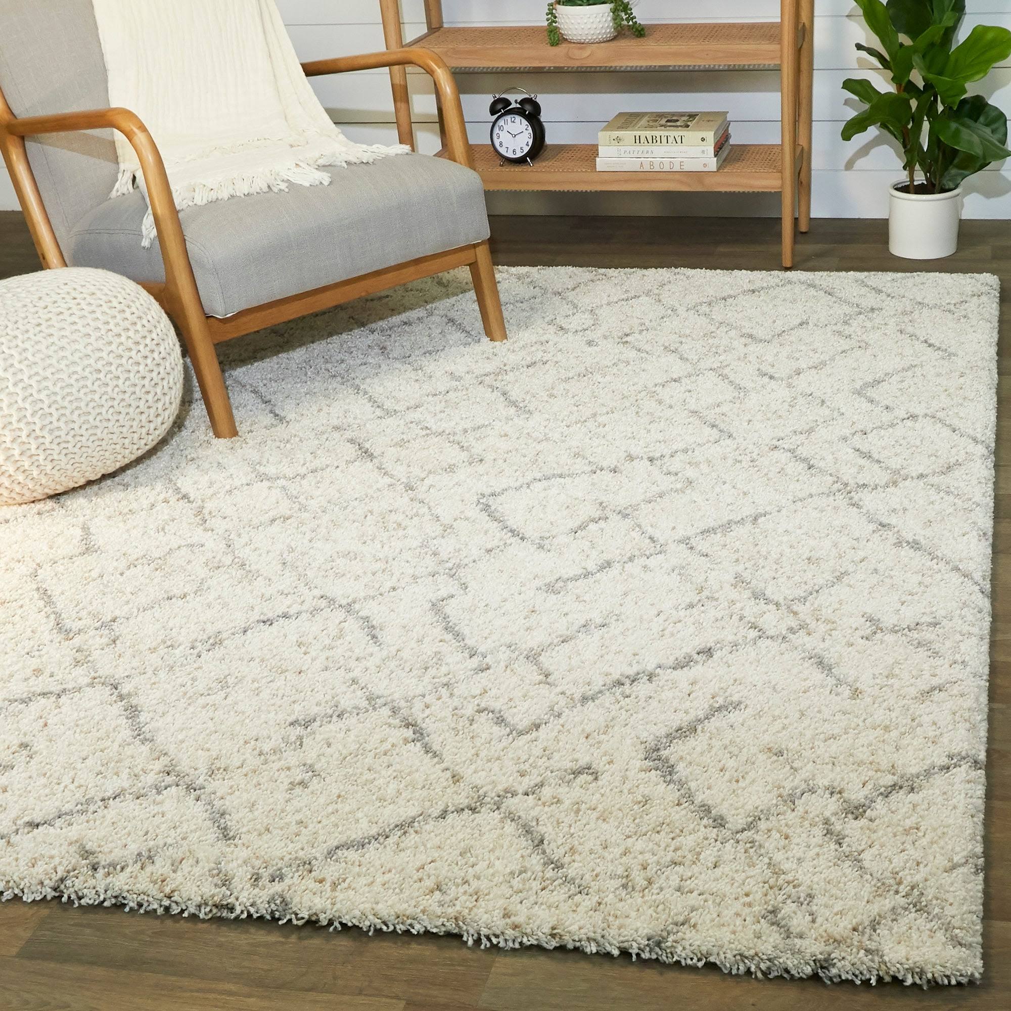 Albini Tribal Shag Area Rug - White/Grey - 7&10x22 x 10&