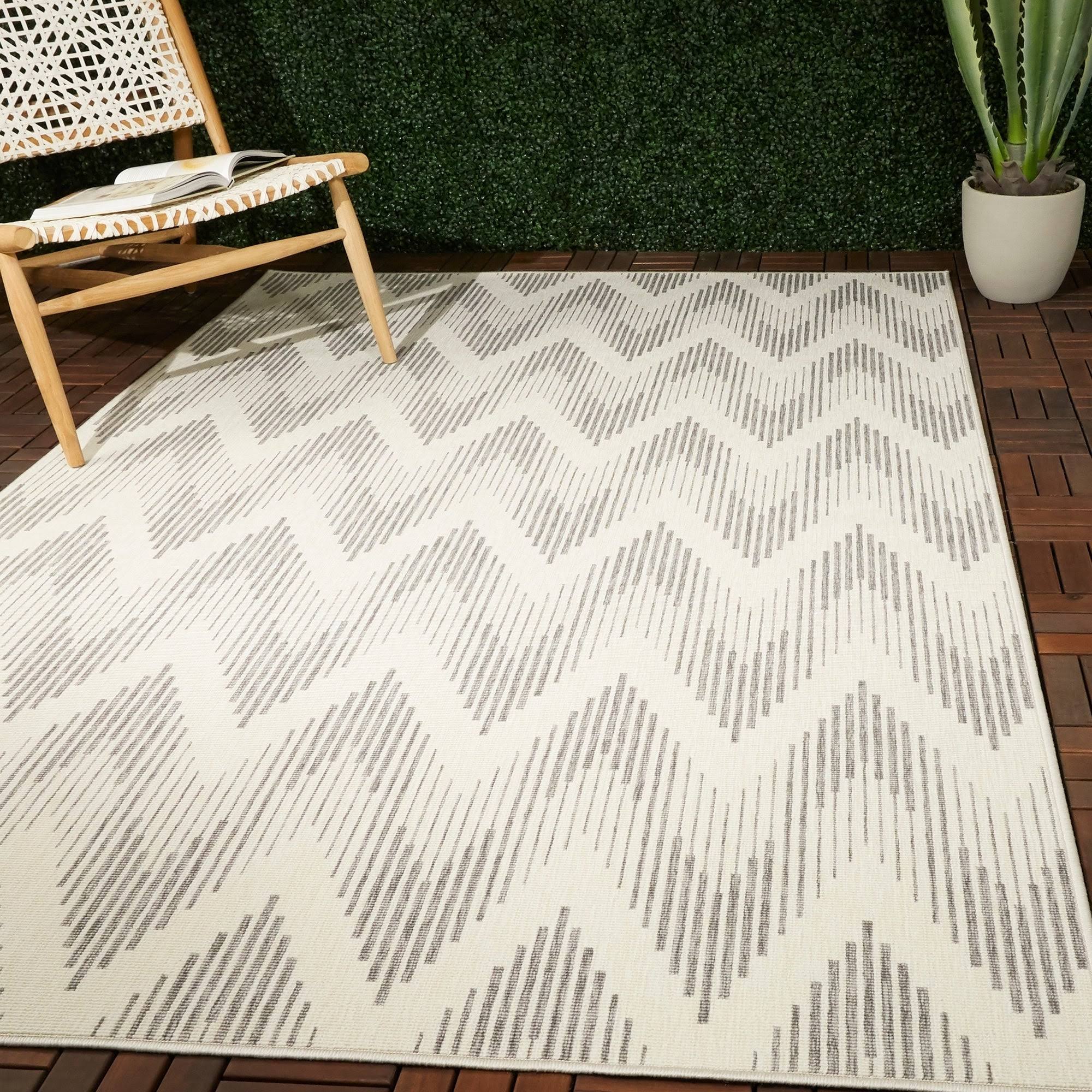 BALTA Coville Taupe 5 ft. x 7 ft. Chevron Indoor/Outdoor Area Rug, Brown