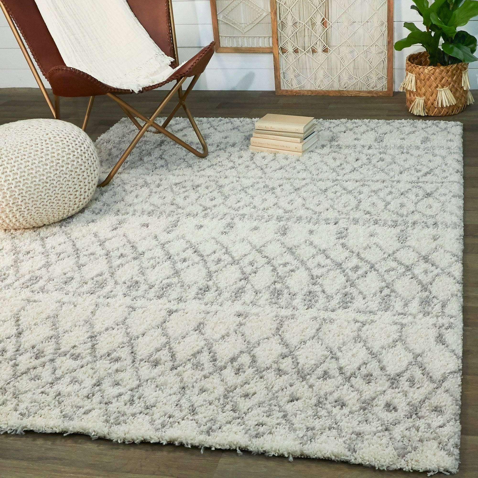 BALTA Dominic Cream/Grey 5 ft. x 7 ft. Moroccan Shag Area Rug