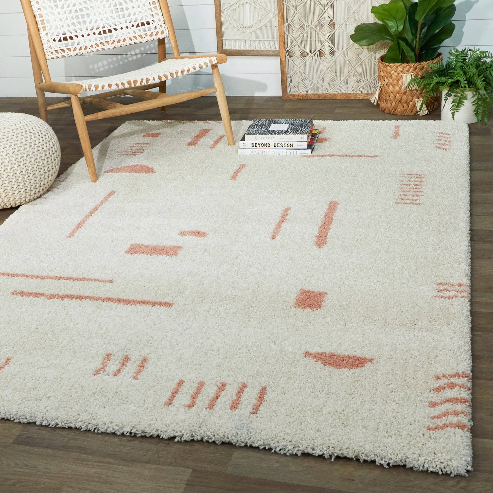 BALTA Rupa White/Pink 4 ft. x 6 ft. Modern Shag Area Rug