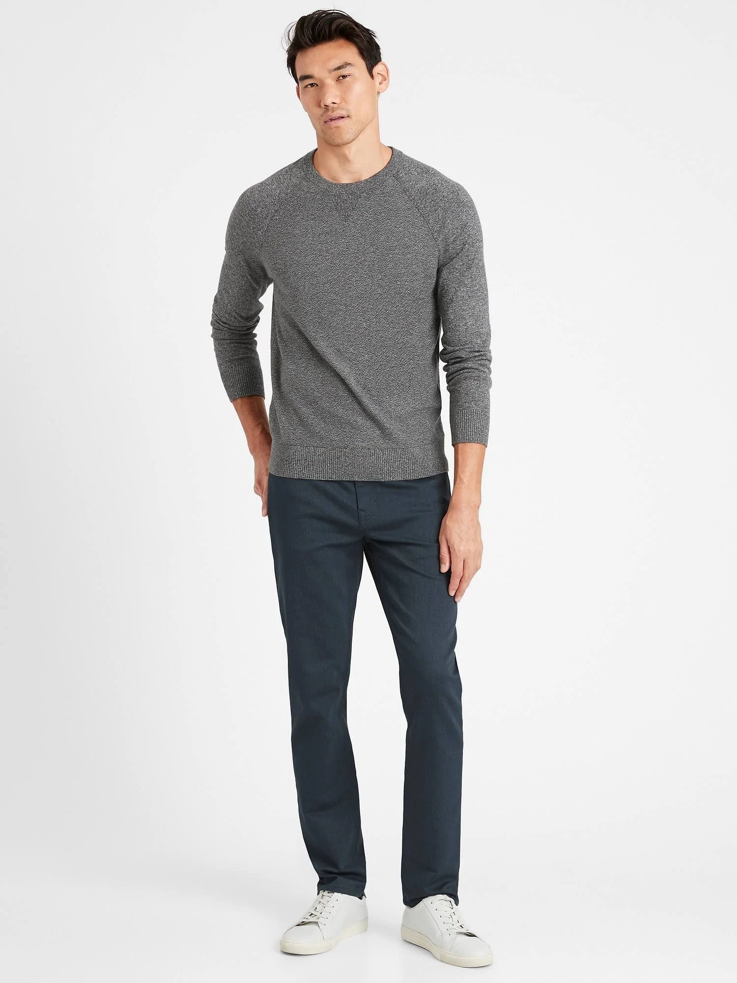 Banana Republic Men's Slim Heathered Traveler Pant Navy Size 30W 32L