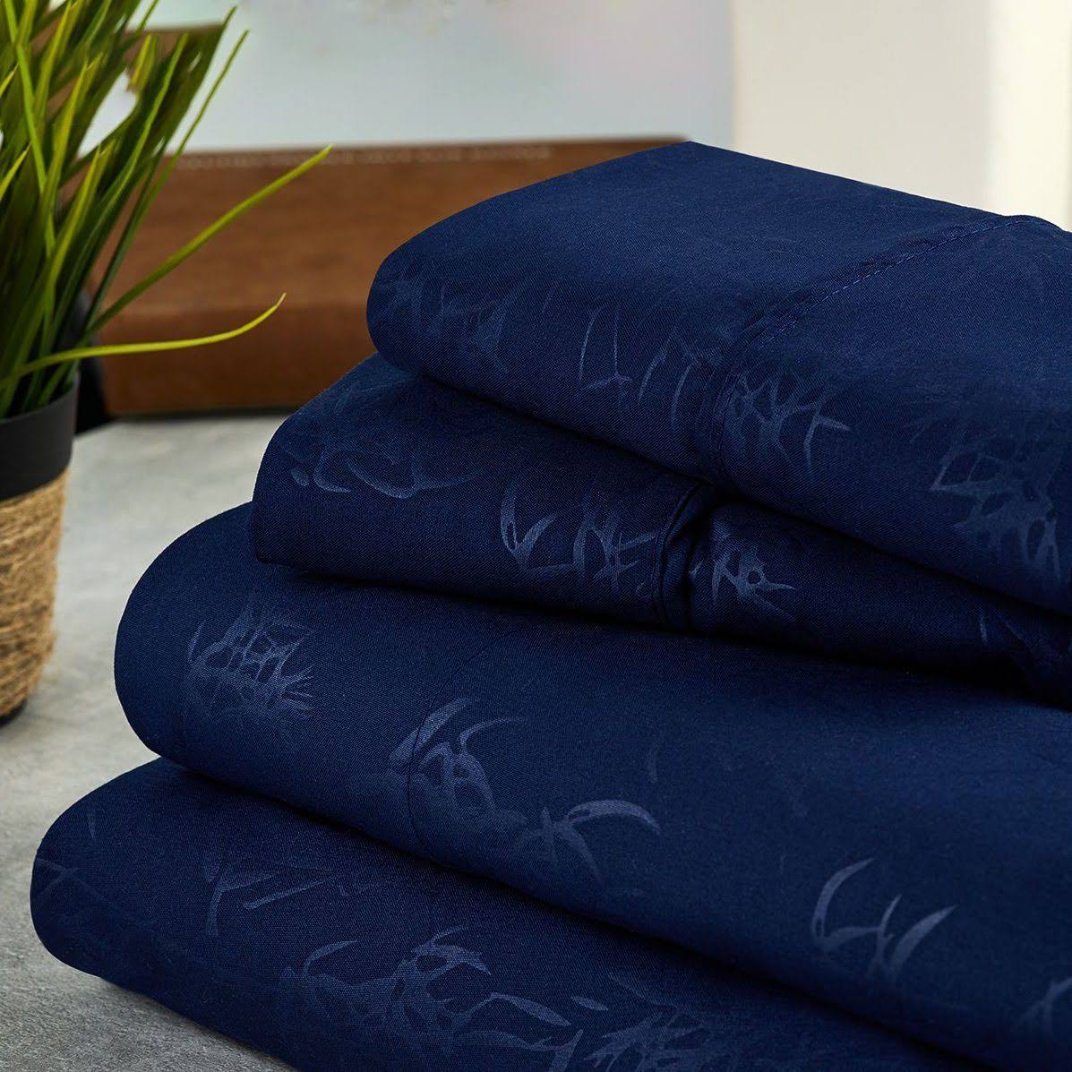 Bamboo 1800 Count Leaf Embossed Bed Sheet Set