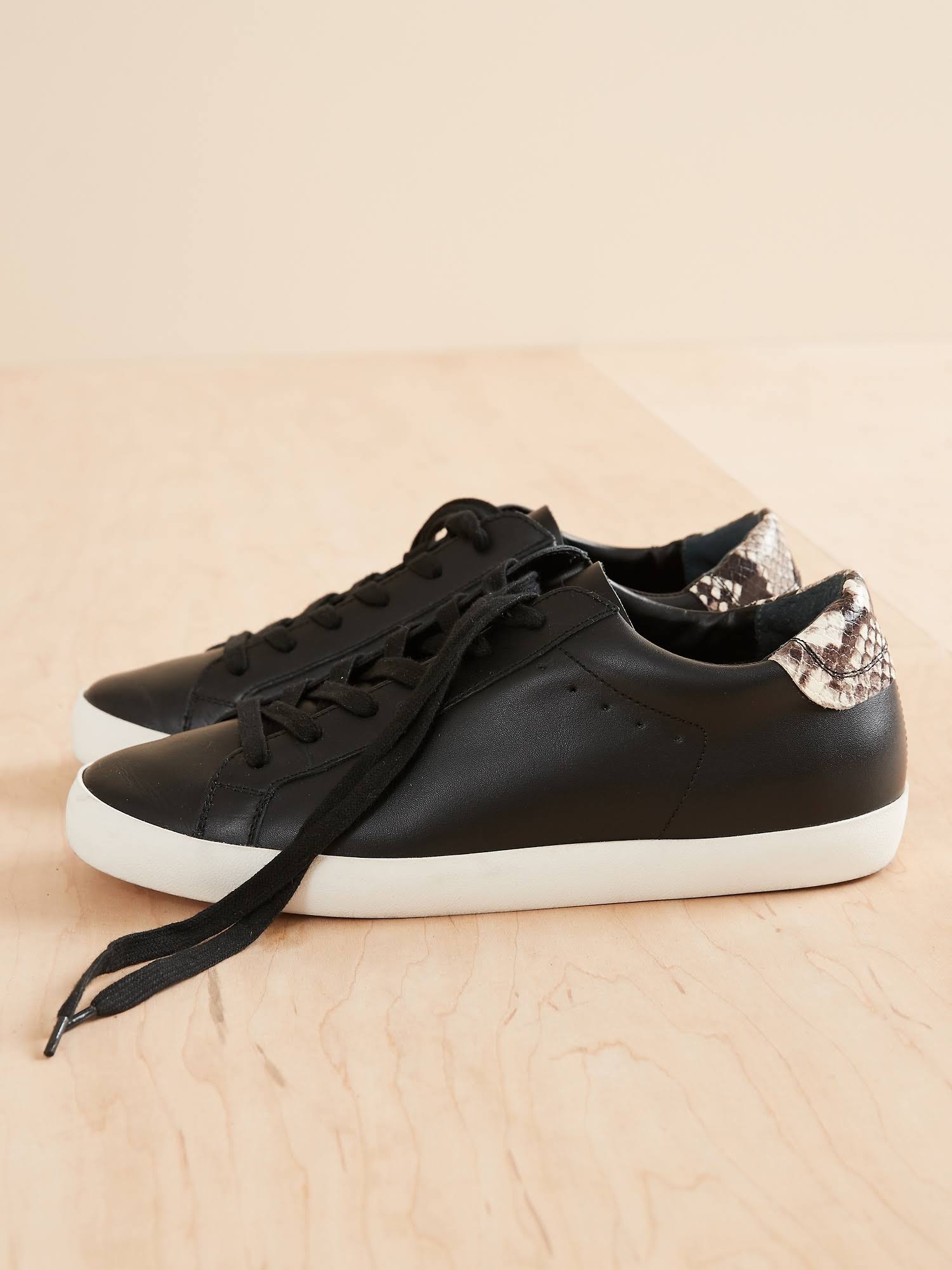 Banana Republic Women's Essential Sneaker Black Leather Size 11