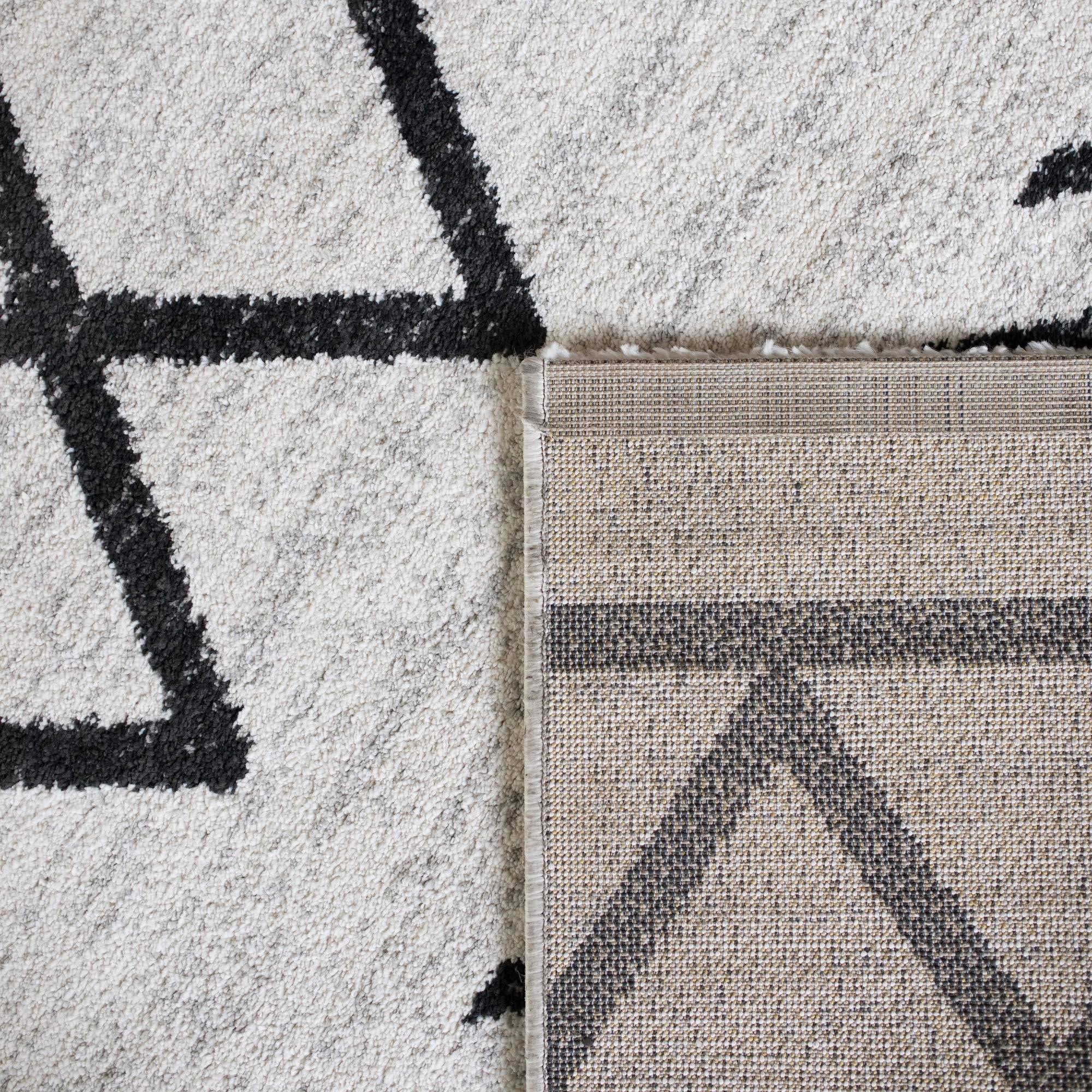 Carson Carrington Salsaker Geometric Indoor Area Rug 89 x 12