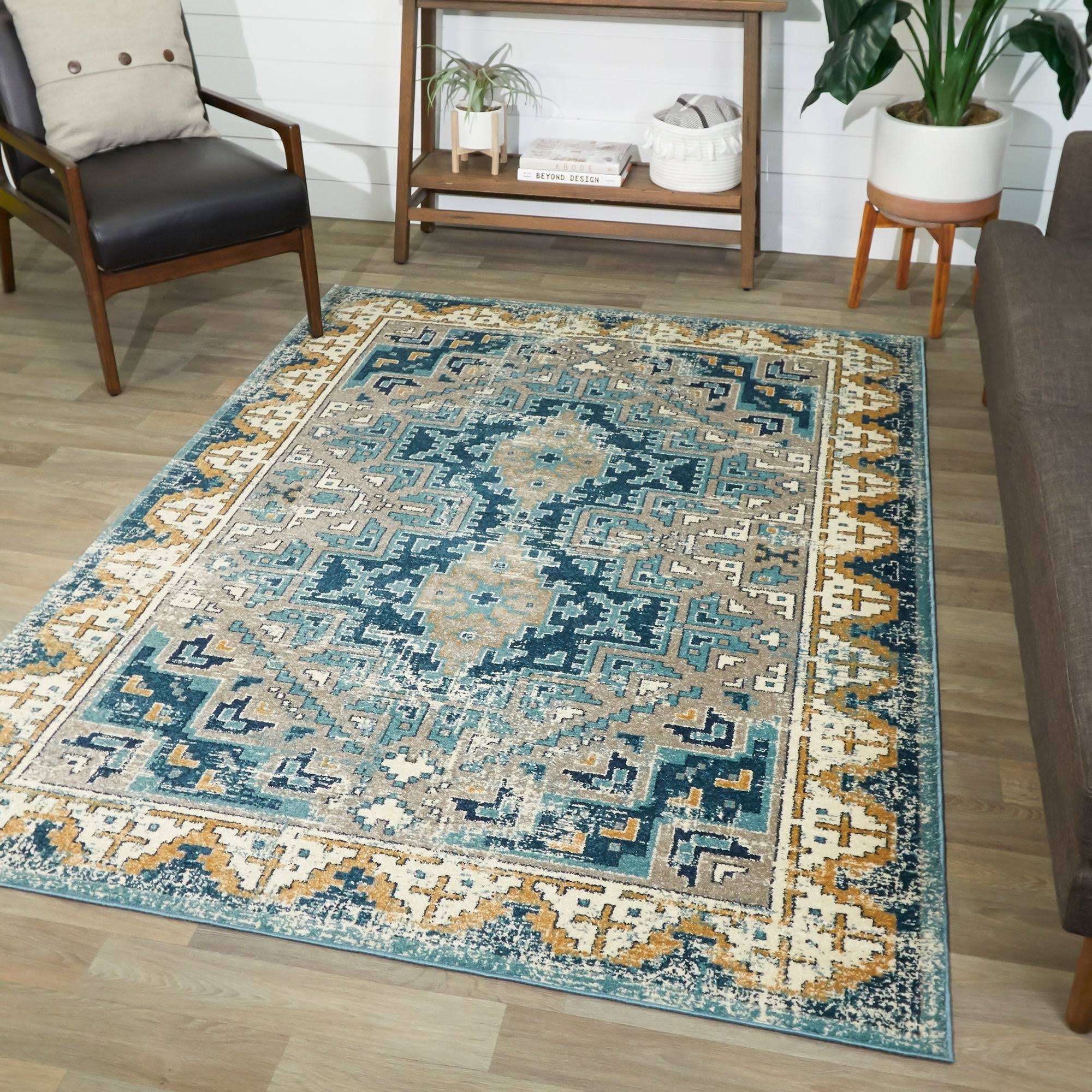 BALTA Herrera White 5 ft. x 7 ft. Distressed Medallion Area Rug