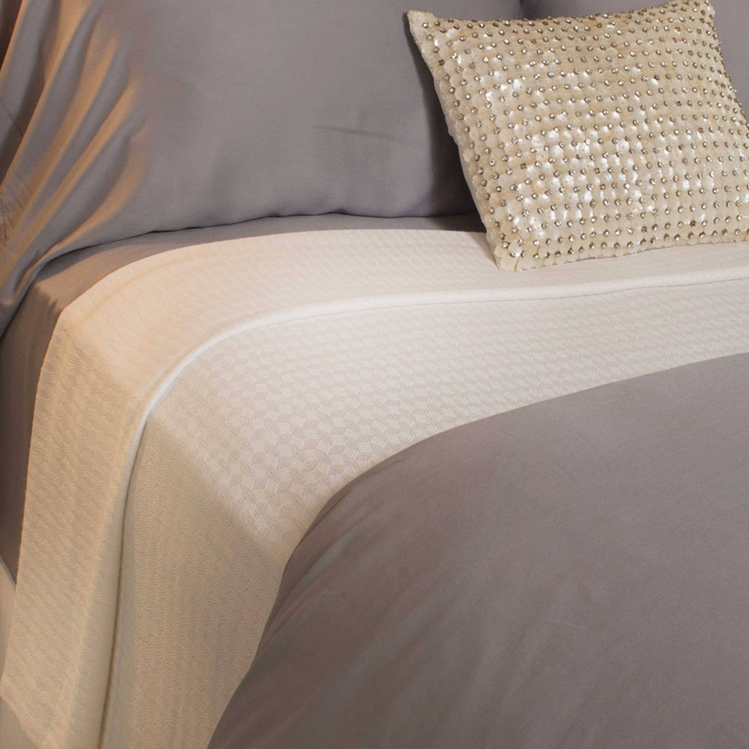Bamboo Bed Blanket Champagne King