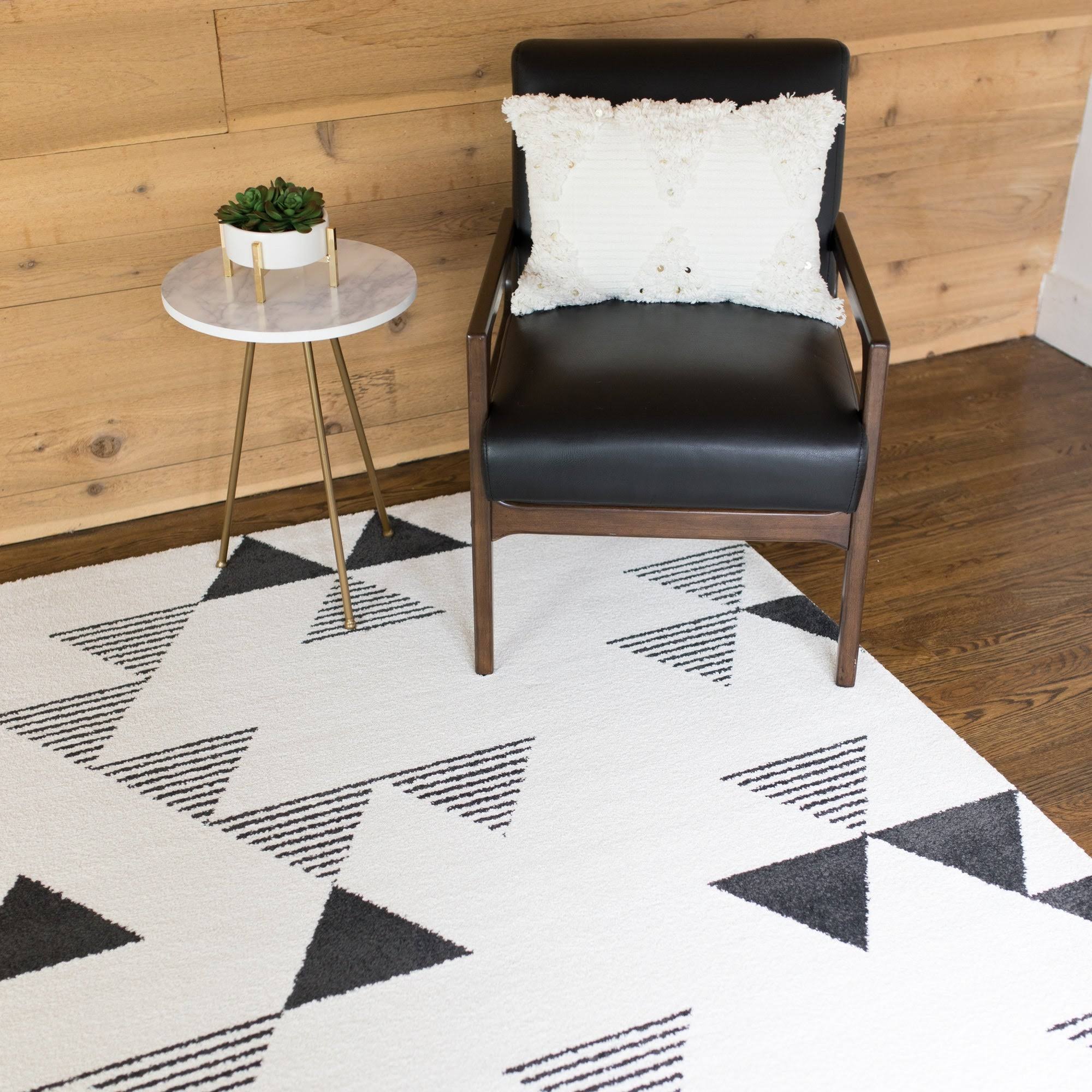 Carson Carrington Islingby Modern Geometric Indoor Area Rug (7&10