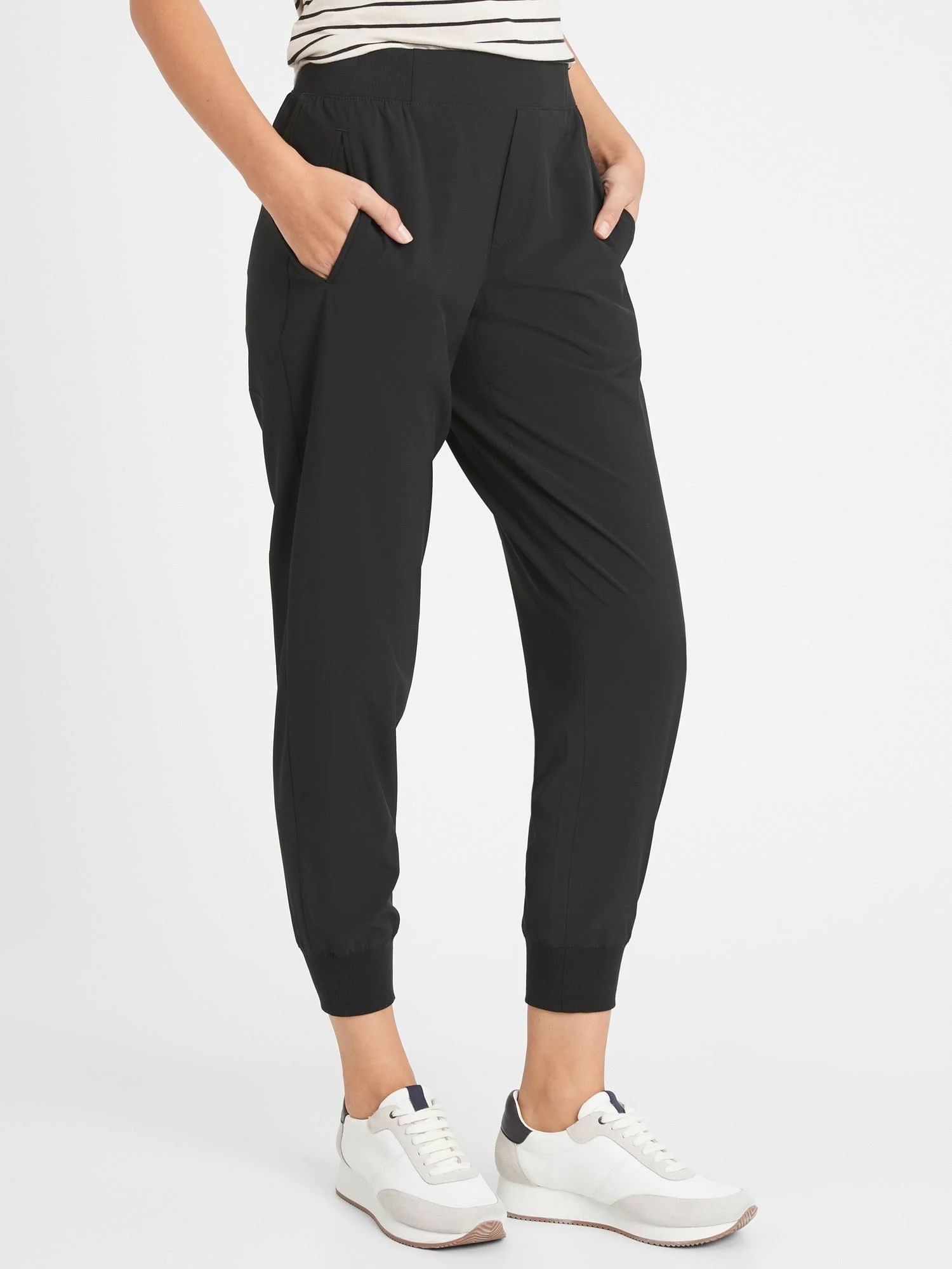 Women's Mixed Media Jogger Pant Black