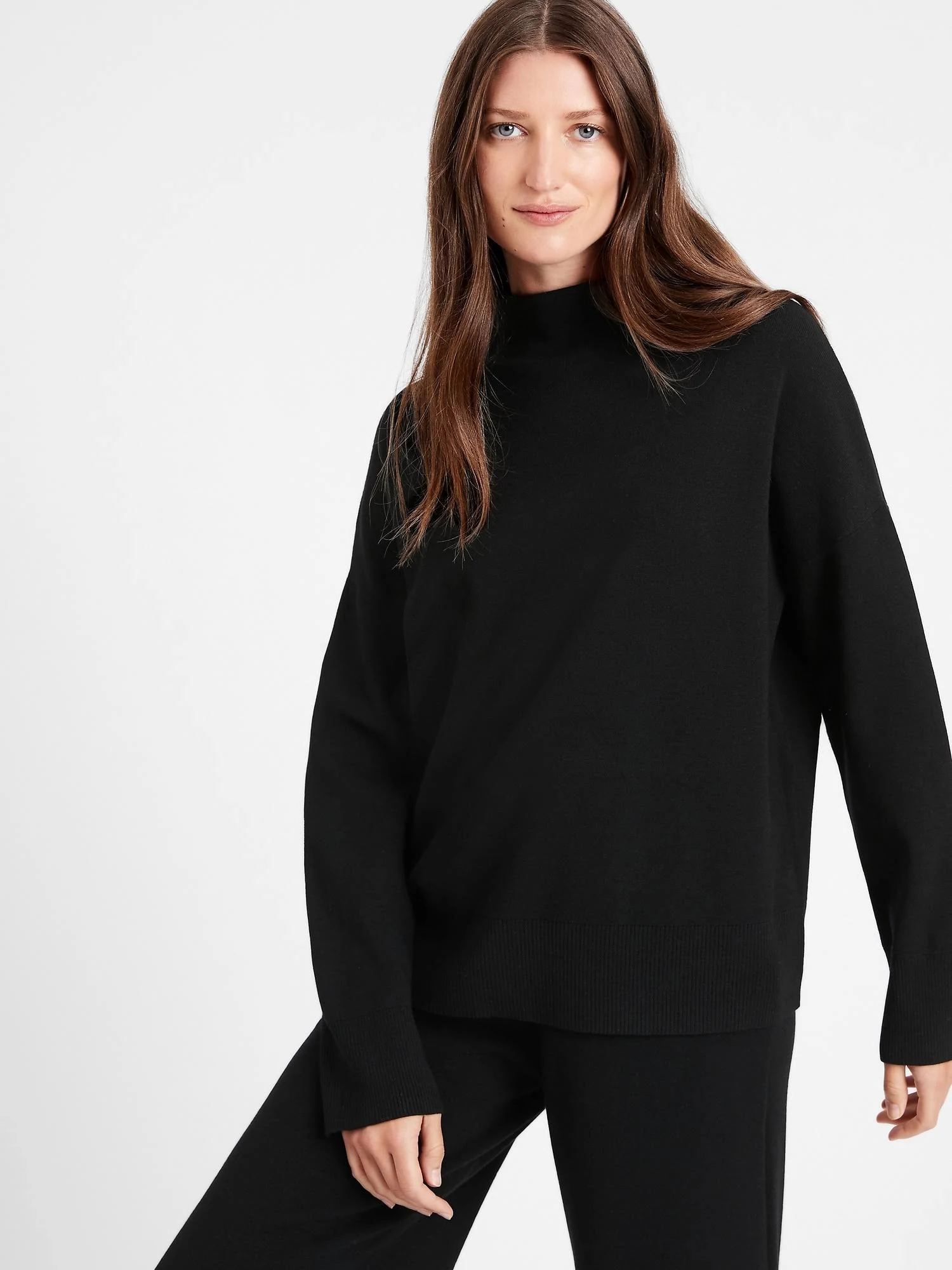 Banana Republic Women's Relaxed Mock-Neck Sweater Black Size M