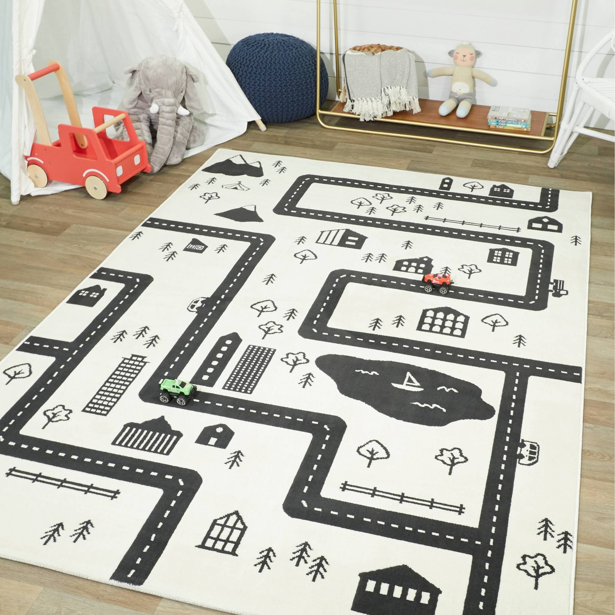 BALTA Urban Adventure Road Ivory/Black 5 ft. x 7 ft. Area Rug