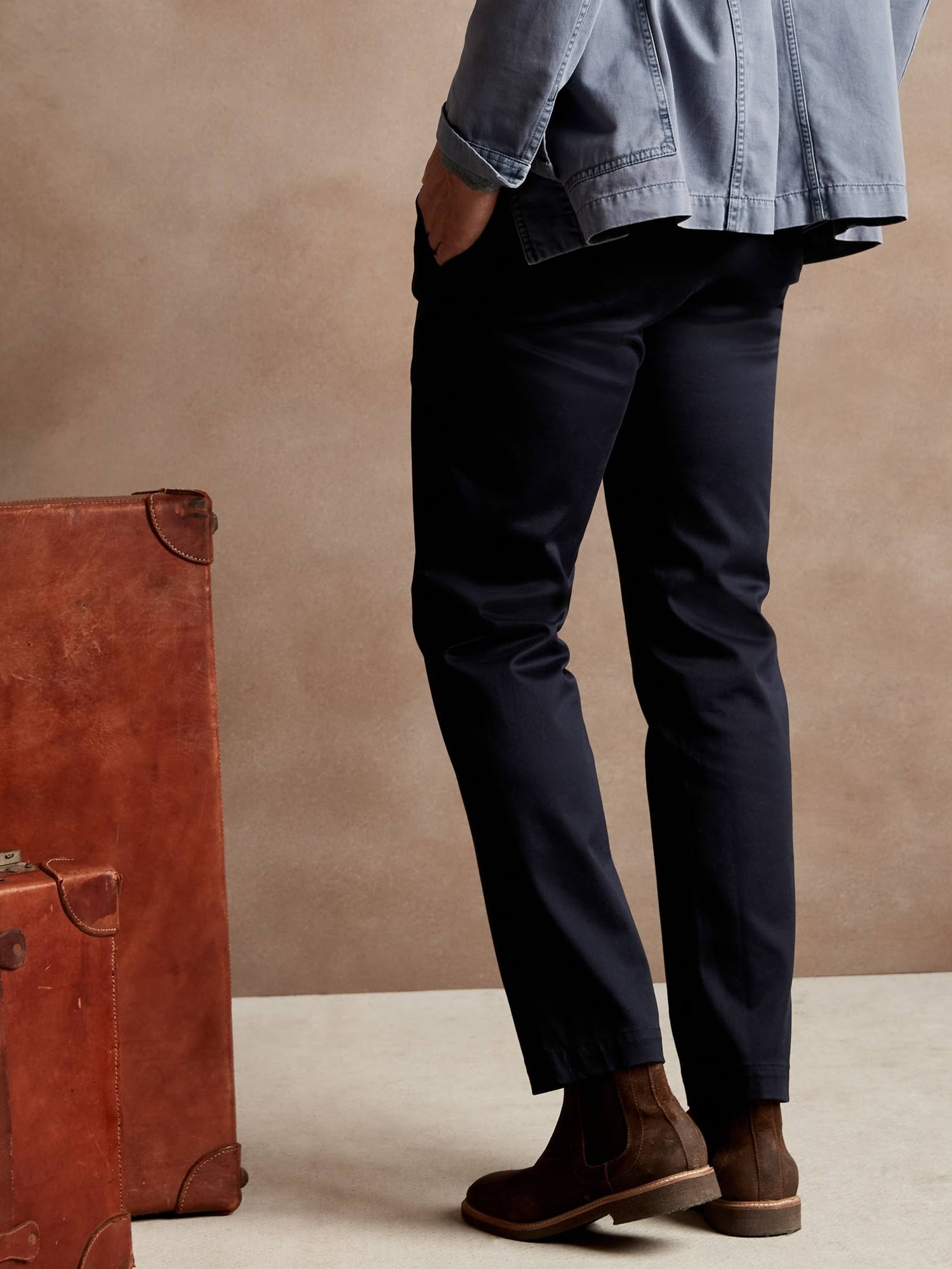Banana Republic Men's Straight Rapid Movement Chino Pant Navy Blue Size 28W 32L