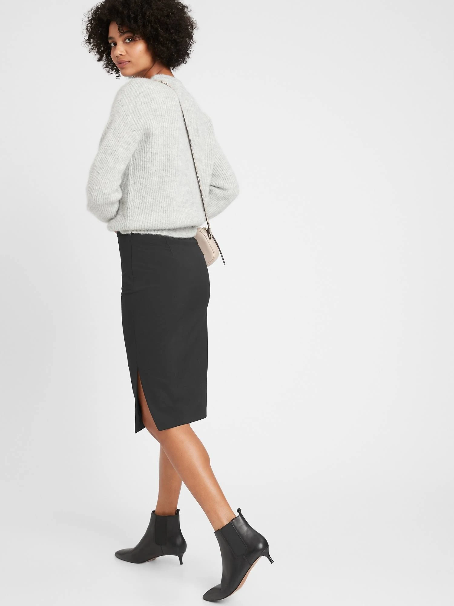 Banana Republic Women's Washable Italian Wool-Blend Pencil Skirt with Side Slit Black Tall Size 4