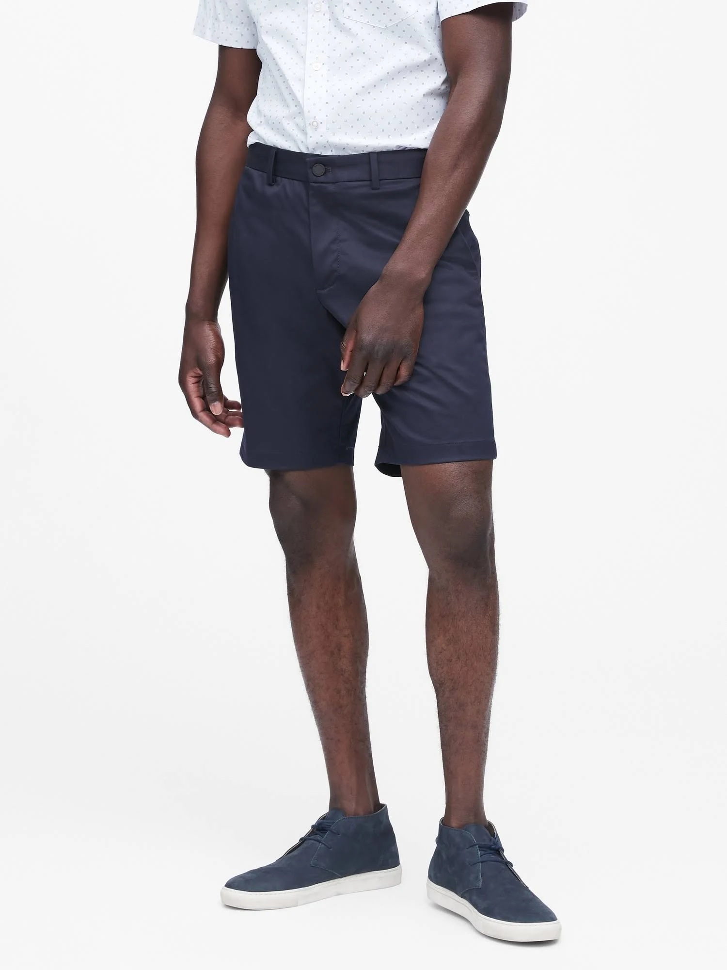 Banana Republic Men's 9x22 Slim Core Temp Short Navy Size 30W