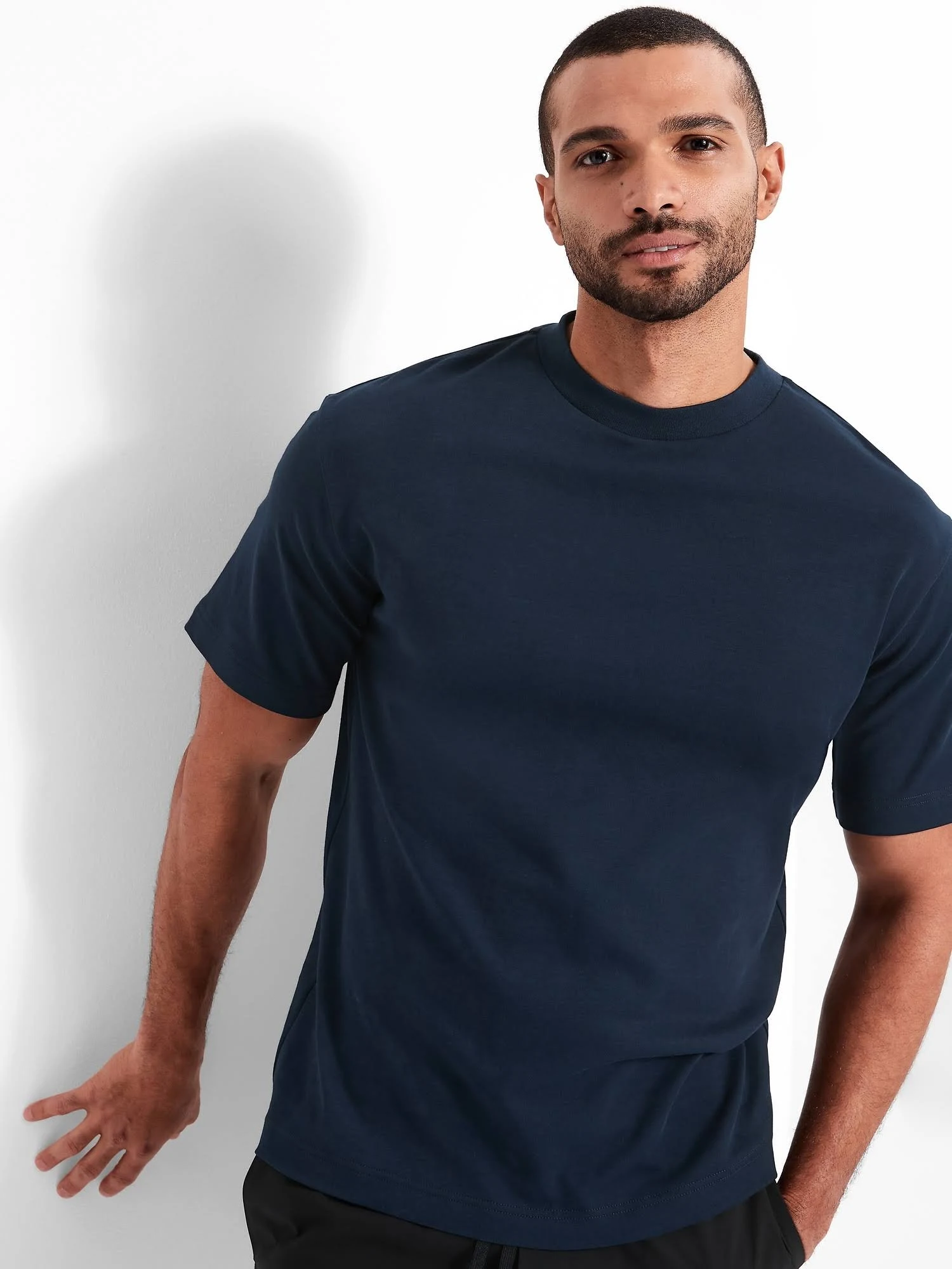Banana Republic Men's Organic High Crew-Neck T-Shirt Navy Size L