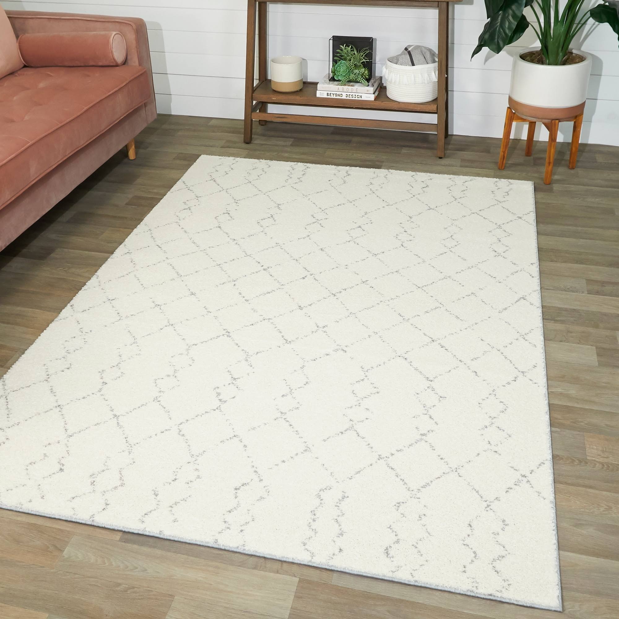 BALTA Reeves Ivory 5 ft. x 7 ft. Moroccan Trellis Area Rug