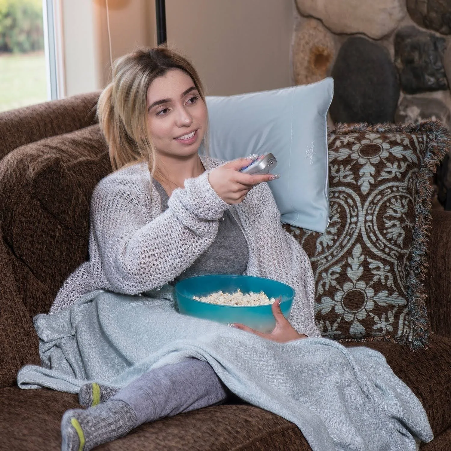 Rayon from Bamboo Travel/Throw Blanket in Sky