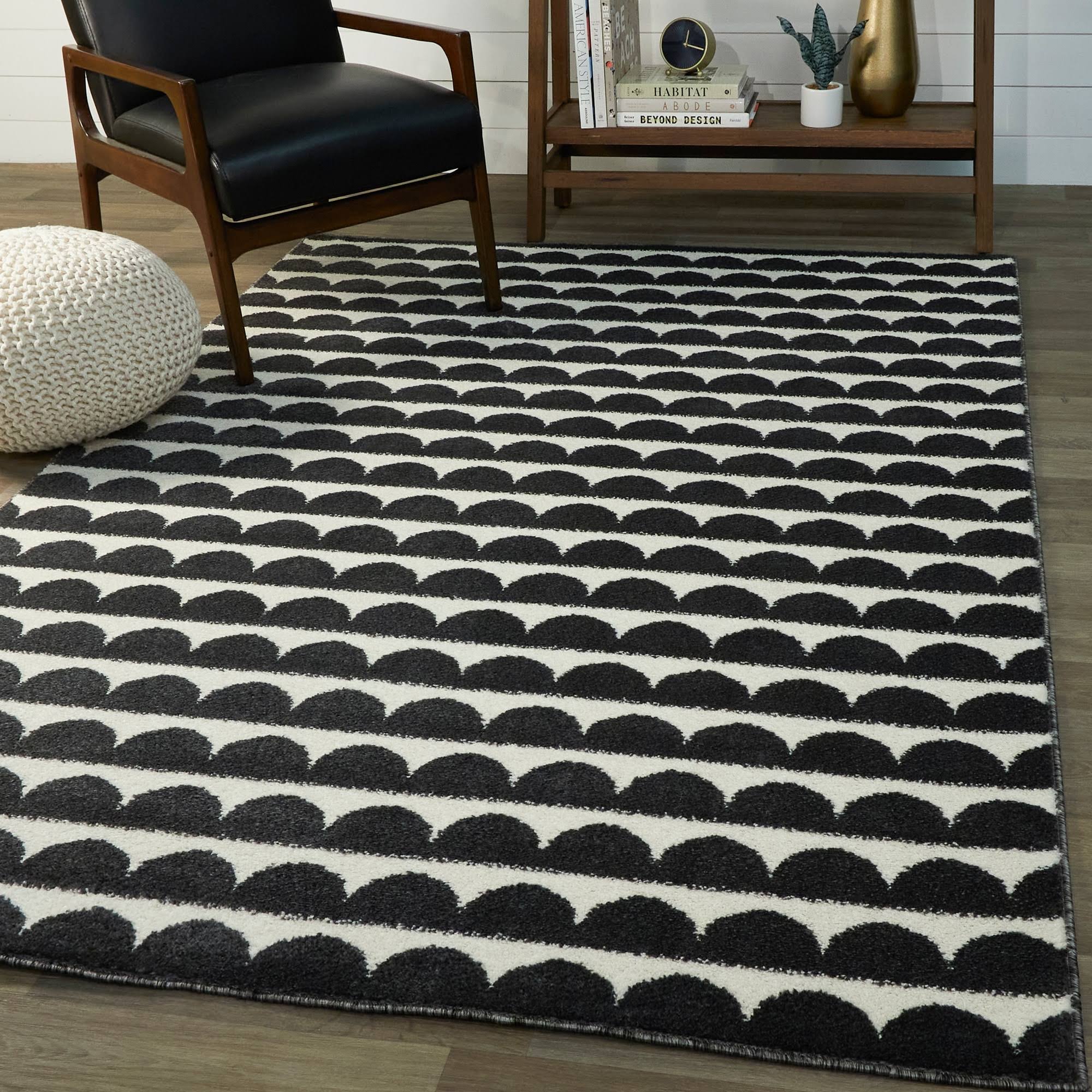 Palmer Modern Scale Area Rug - 4&6x22 x 6& - Black