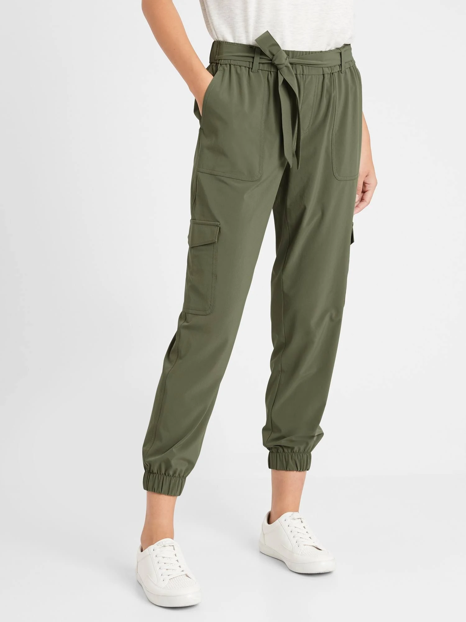 Women's Tie-Waist Cargo Jogger Green