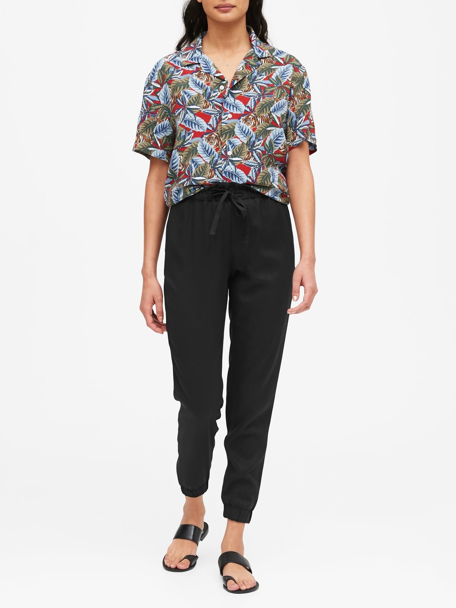 Banana Republic Women's Tencel Paperbag Jogger Black Size M