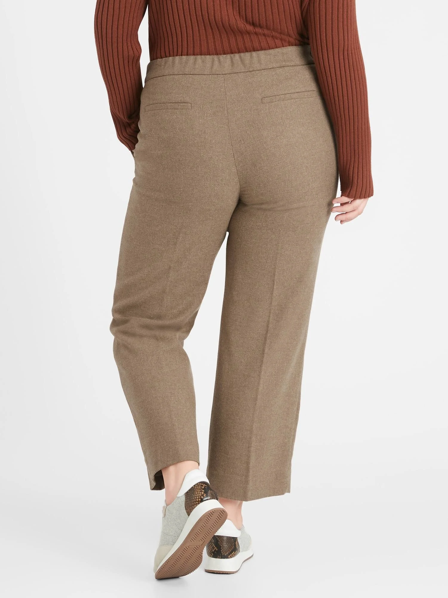 Banana Republic Women's High-Rise Straight Elastic-Waist Pant Camel Size 14 Long