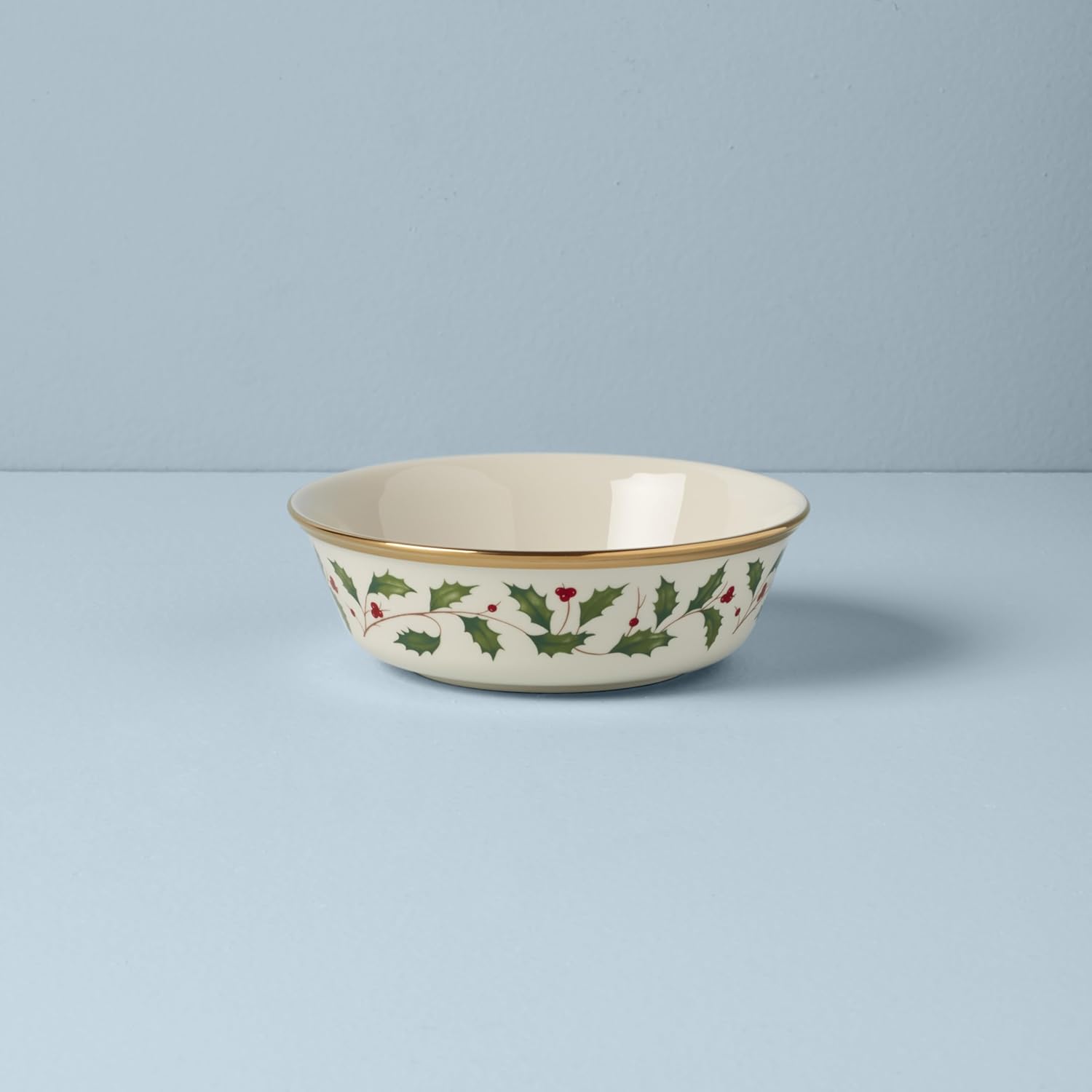 Lenox 6122048 Holiday 12-Piece-Plate-&-Mug Set, Christmas Dinnerware, Hosting