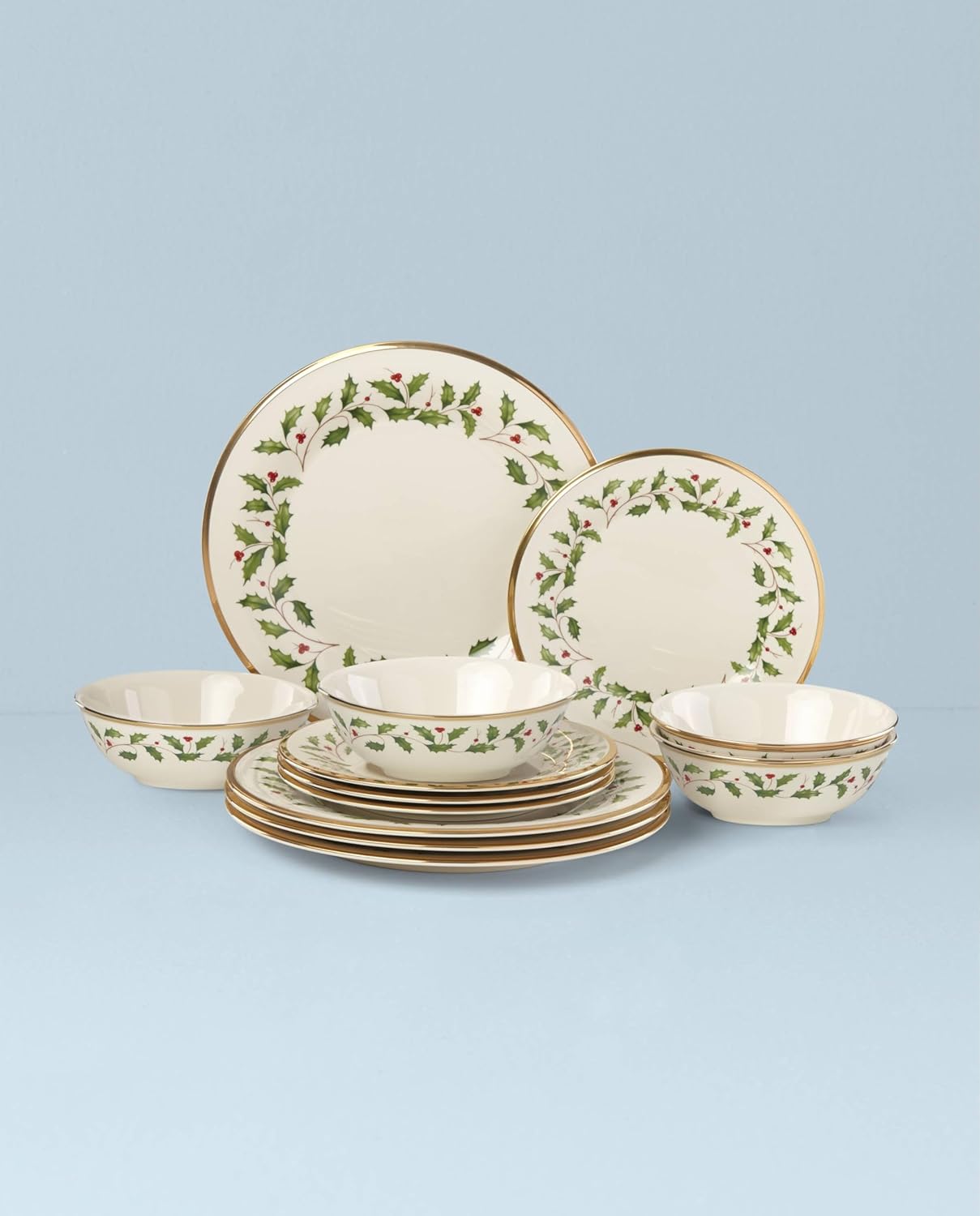 Lenox 6122048 Holiday 12-Piece-Plate-&-Mug Set, Christmas Dinnerware, Hosting