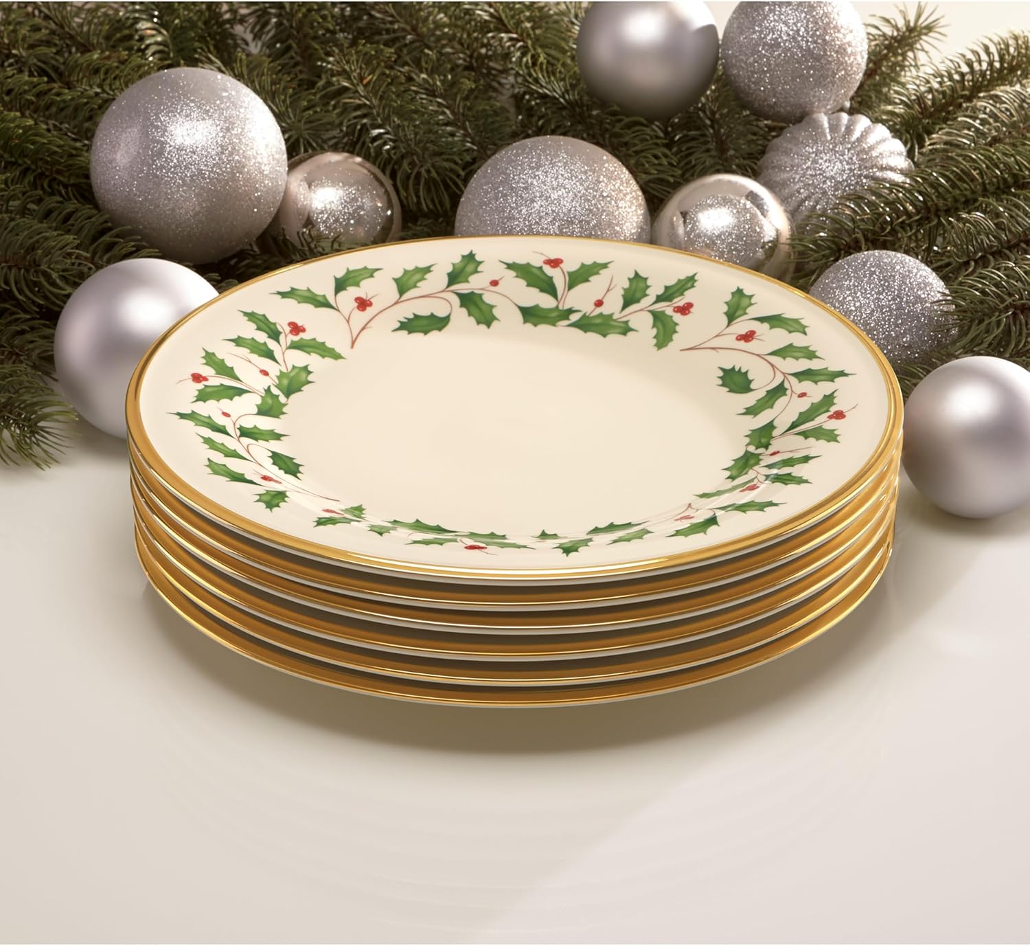 Lenox 6122048 Holiday 12-Piece-Plate-&-Mug Set, Christmas Dinnerware, Hosting