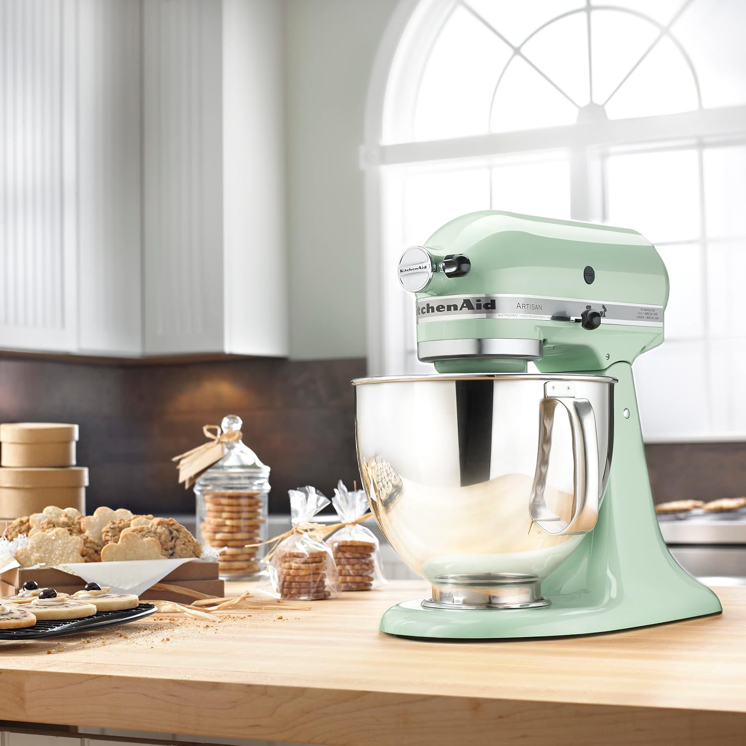 KitchenAid Artisan Series 5 Quart Tilt-Head Stand Mixer, KSM150PS, Cardamom