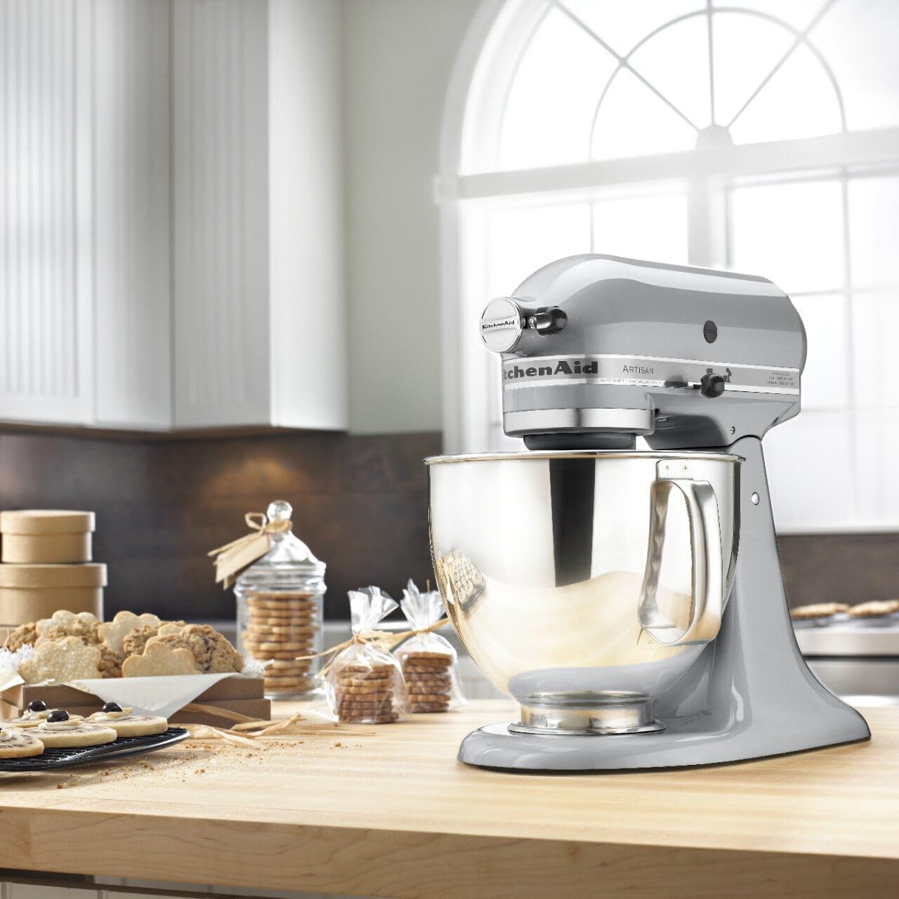 KitchenAid Artisan Series 5 Quart Tilt-Head Stand Mixer, KSM150PS, Cardamom