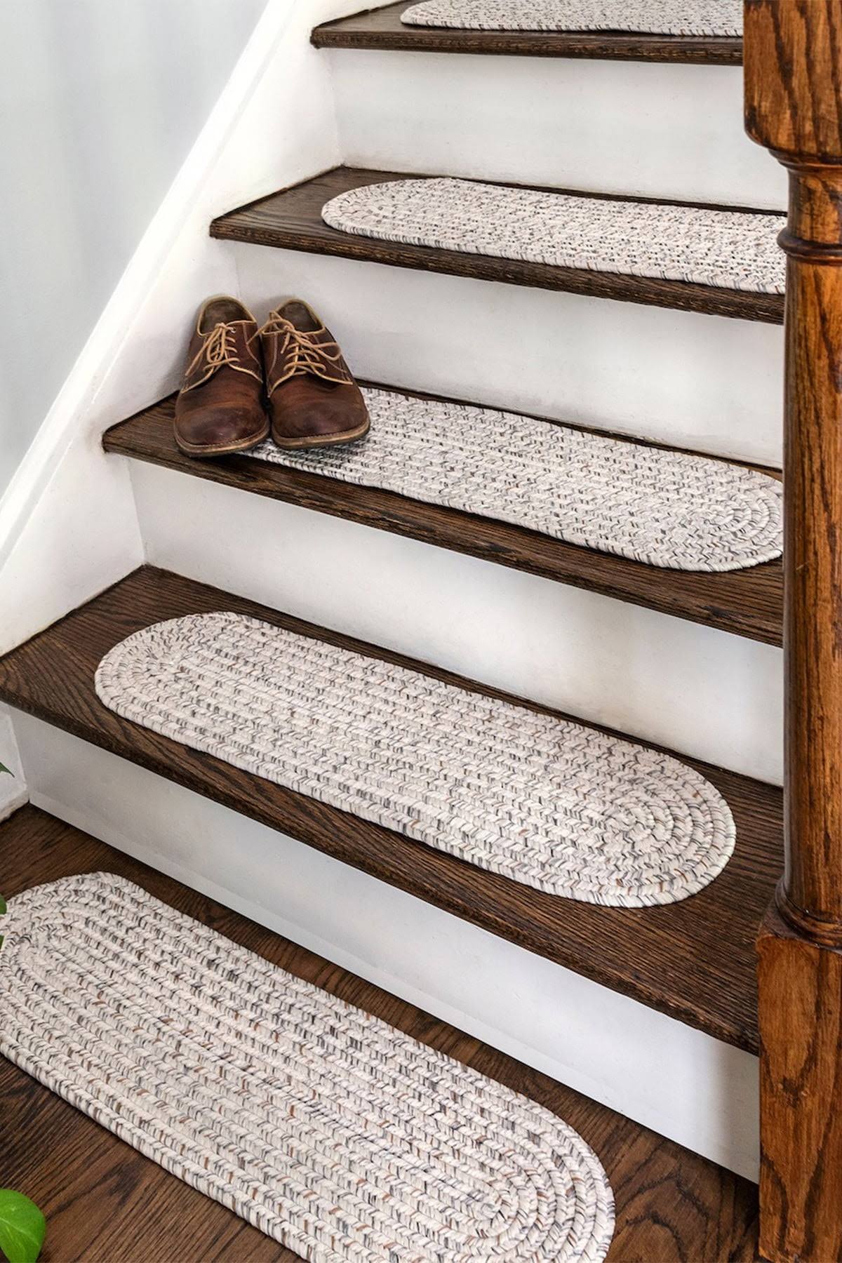 nuLOOM Ivory Braided Lefebvre Stair Tread Set of 13 8inch x28inch