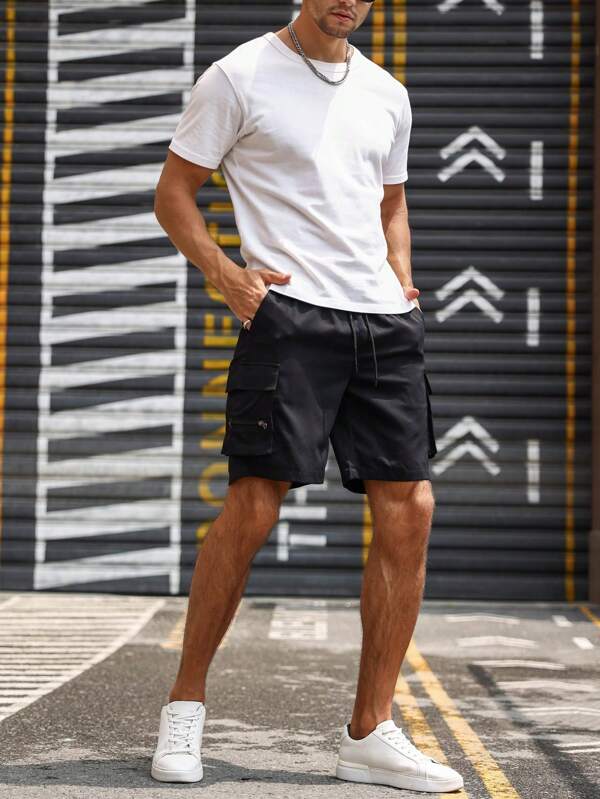 Men Flap Pocket Drawstring Waist Cargo Shorts