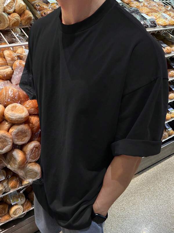 Men Cotton Solid Drop Shoulder Tee