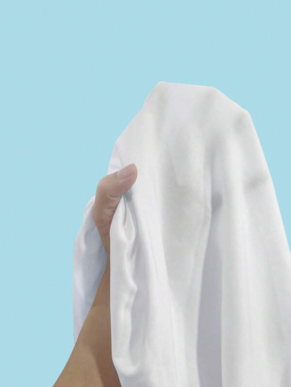 Men Solid Notched Neck Tee