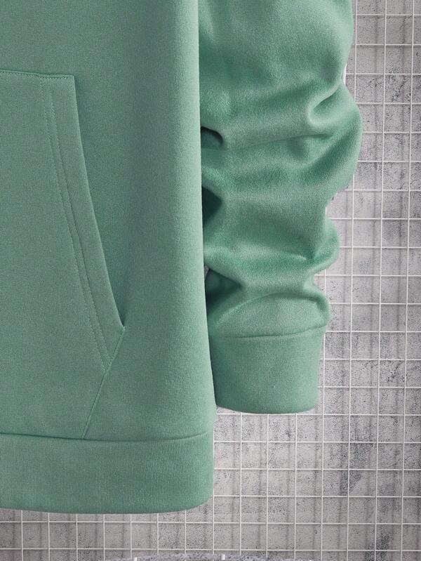 Men Slogan Graphic Kangaroo Pocket Hoodie