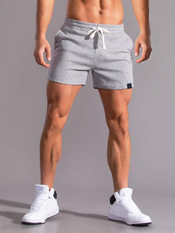 Men Patch Detail Drawstring Waist Shorts