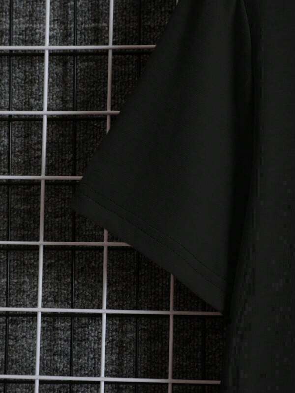 Men Letter Graphic Tee