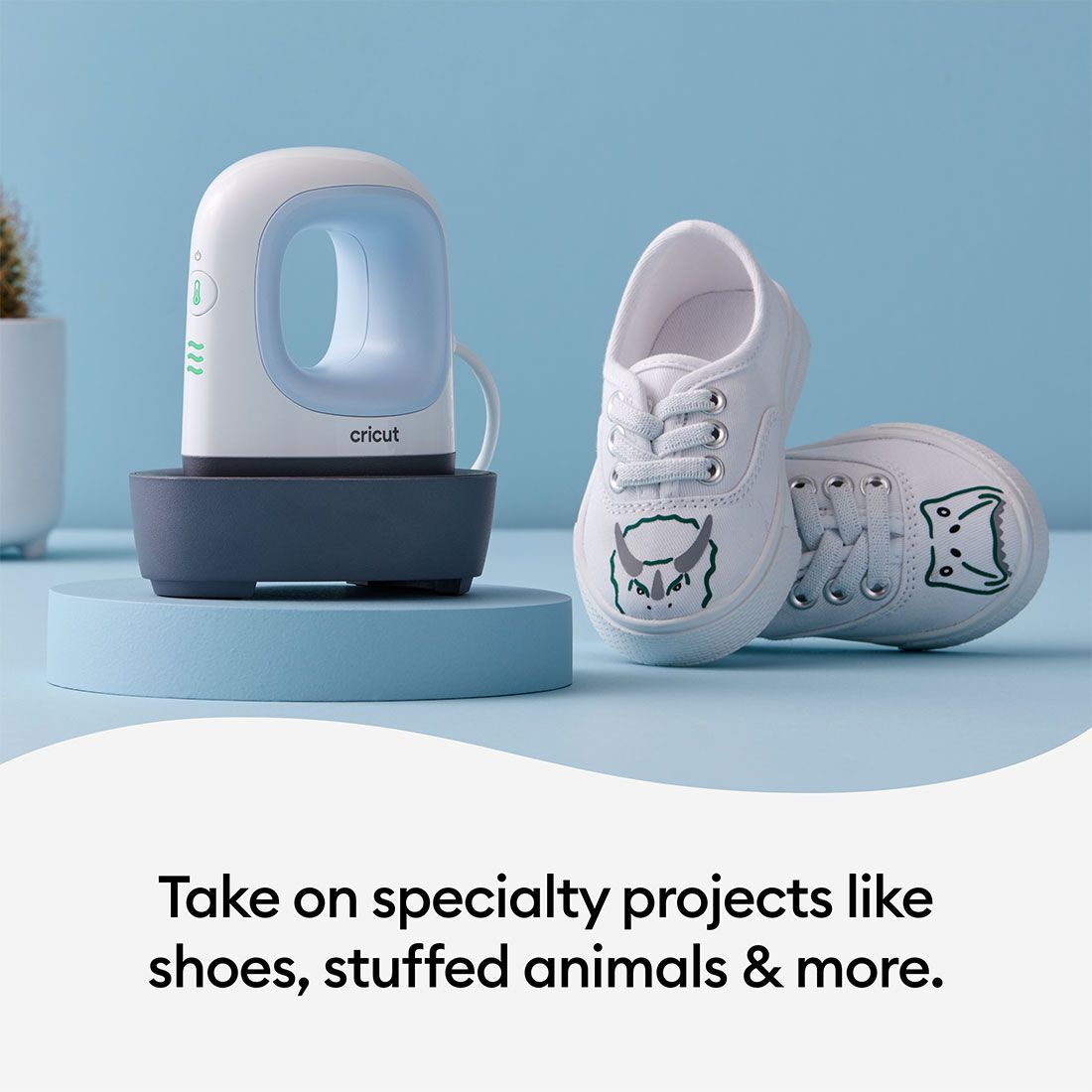 Cricut EasyPress Mini™, Zen Blue + Essentials Iron -On Bundle