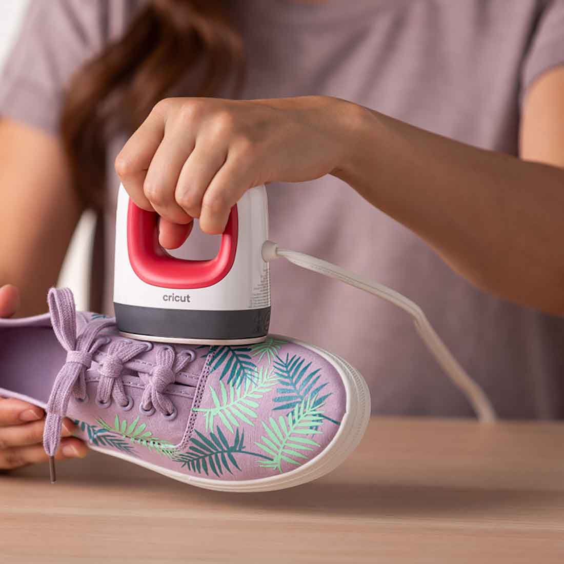 Cricut EasyPress Mini™, Raspberry + Essentials Iron -On Bundle