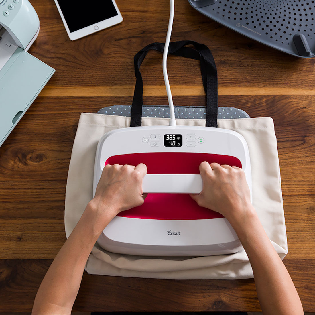 Cricut EasyPress™ 2, Raspberry  - 12" x 10" + Everything Iron -On Bundle