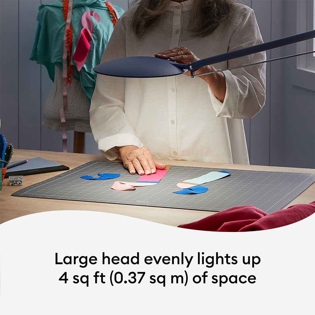 Cricut Bright™ 360 Ultimate LED Lamp Bundle, Indigo