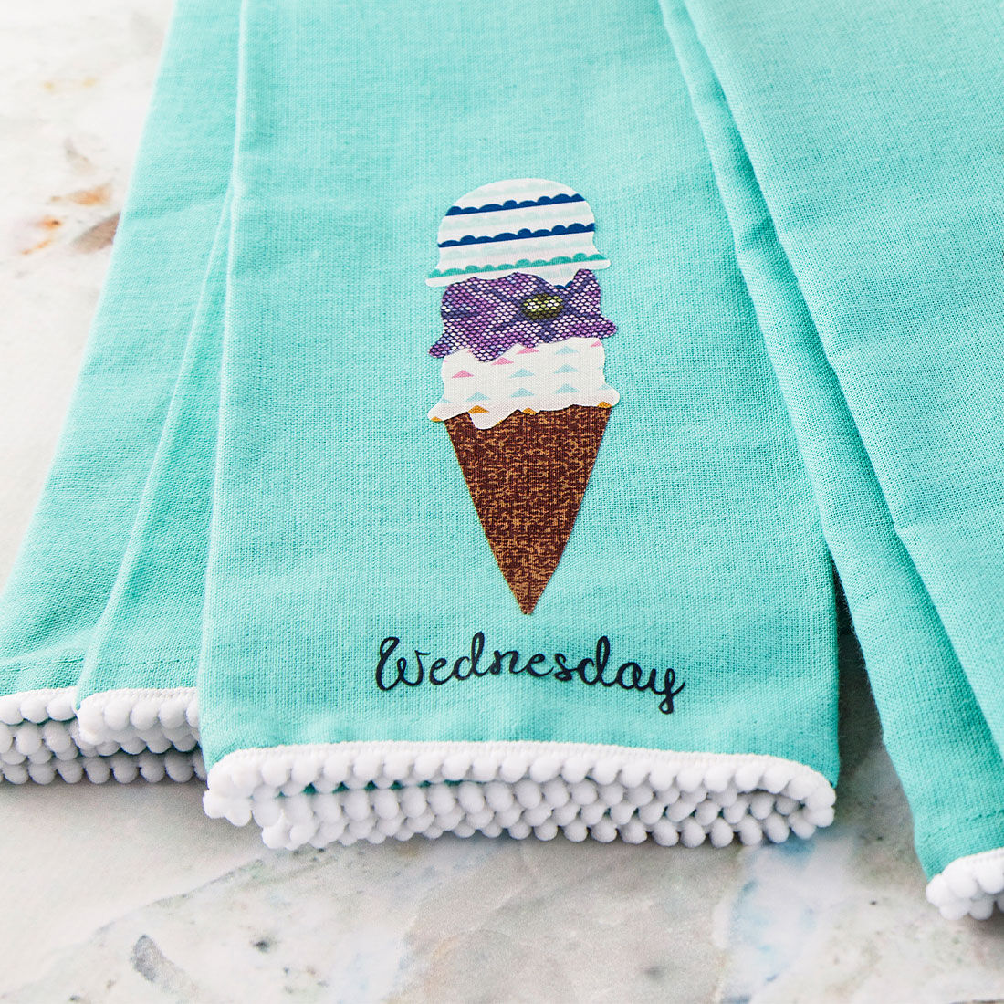 Cricut EasyPress™ 2, Raspberry  - 9" x 9" + Everything Iron -On Bundle