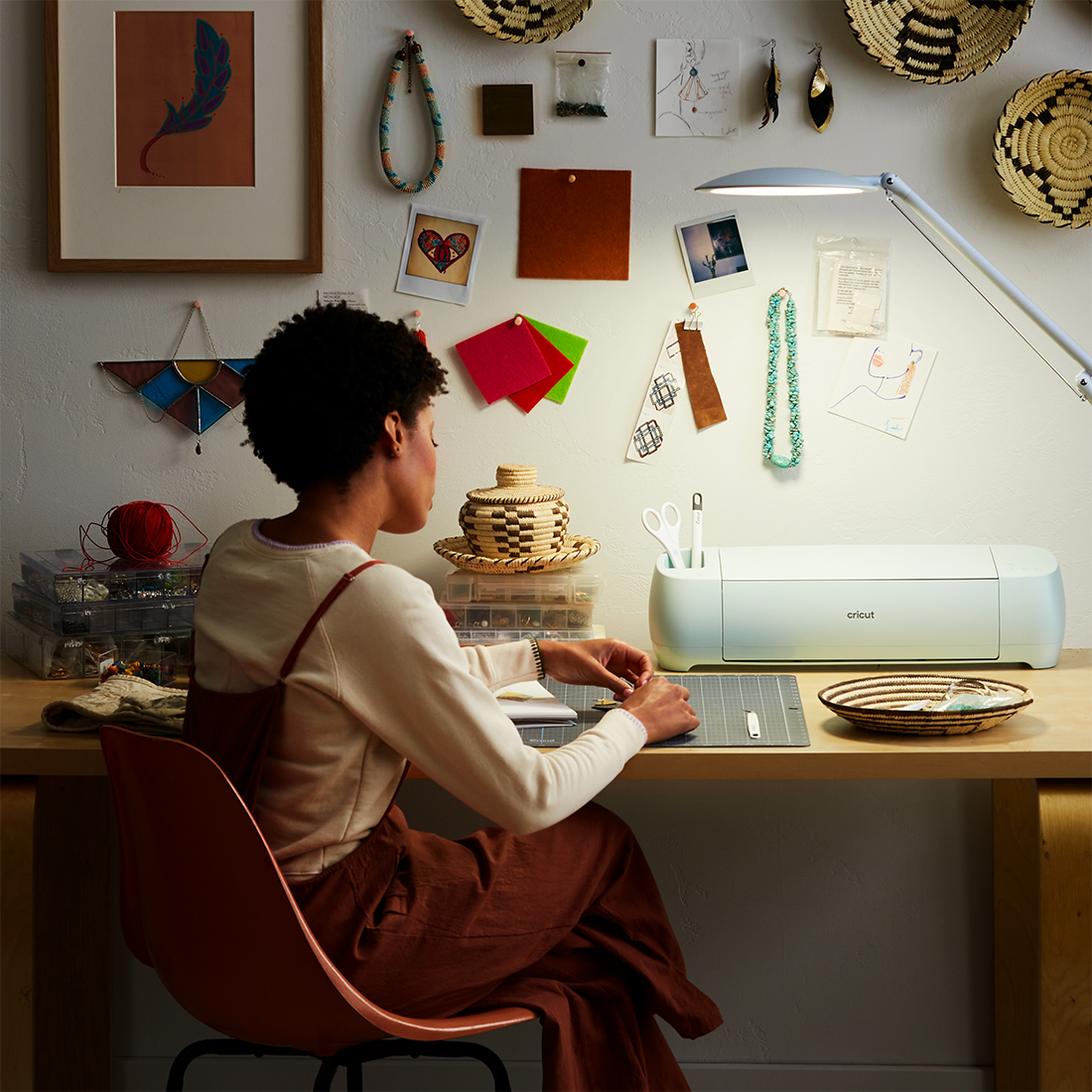 Cricut Bright™ 360 Ultimate LED Lamp Bundle, Mist