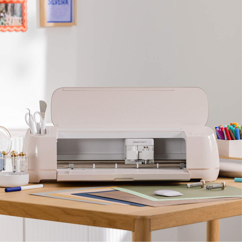 Cricut Maker® 4 + Everything Bundle + Cricut Access™ Subscription