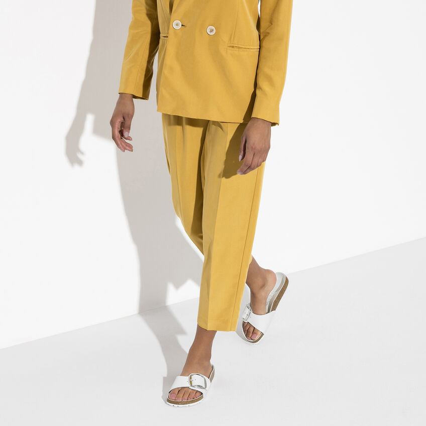 Madrid Big Buckle Natural Leather White